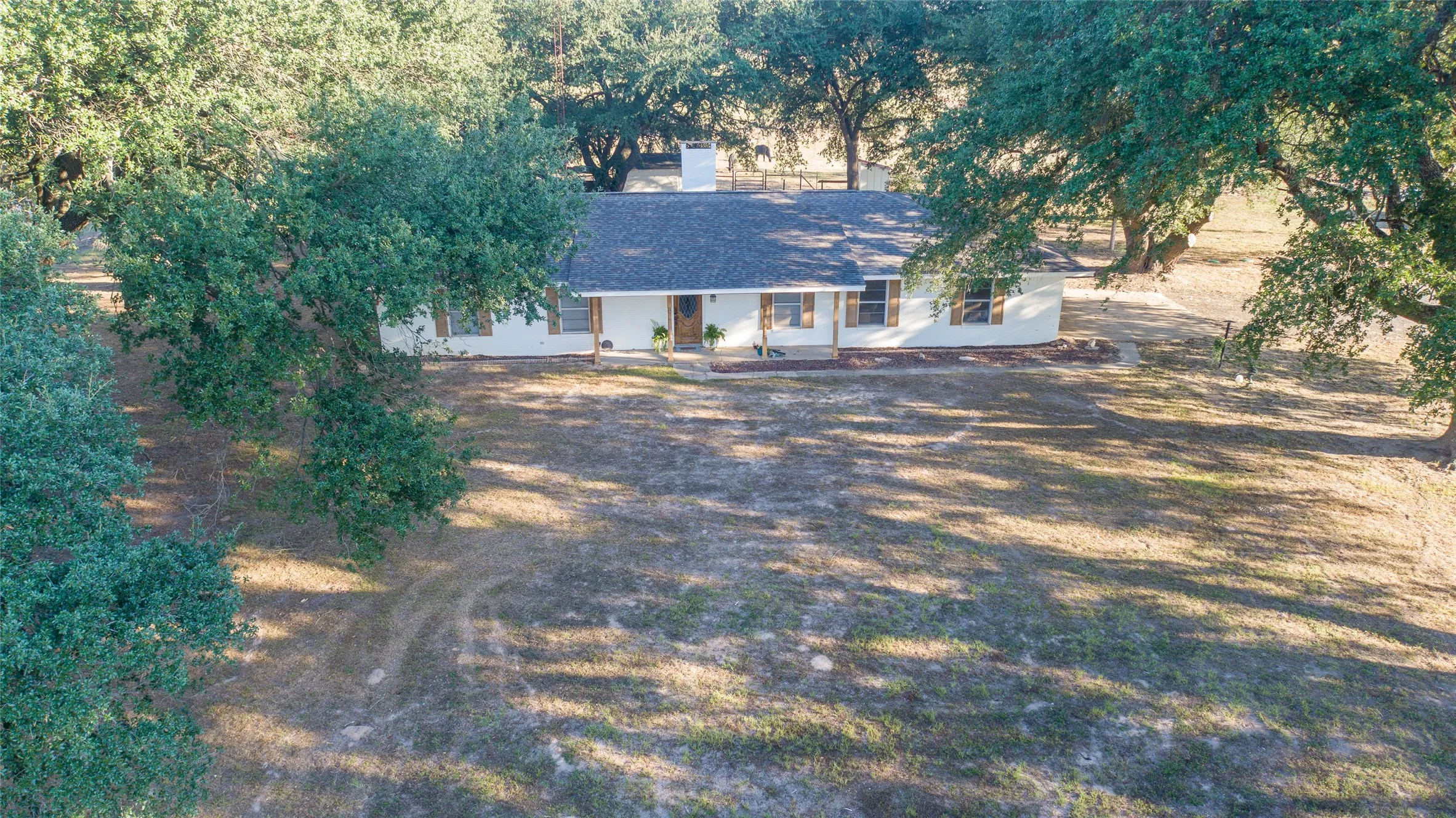 Farm For Sale in Camp County , 2529 W Highway 11, Pittsburg, Texas 75686, 3 Bedroom, 2 Bathroom, 3 Garage spaces, 1,753 Sqft, built in 0, mls#21409894, Real Estate Agent in Pittsburg, Homes For Sale in Camp county, Homes For Sale in Pittsburg, Realtor in Pittsburg Texas, Real Estate Brokerage Independent Realty Texas, Luminita Cordes Realtor