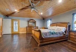 Mobile Home For Rent in Hunt County , 266 Slaughter Lane, Caddo Mills, Texas 75135, 3 Bedroom, 3 Bathroom, 2 Garage spaces, 3,027 Sqft, built in 1994, mls#21410899, Real Estate Agent in Caddo Mills, Homes For Rent in Hunt county, Homes For Rent in Caddo Mills, Realtor in Caddo Mills Texas, Real Estate Brokerage Independent Realty Texas, Luminita Cordes Realtor