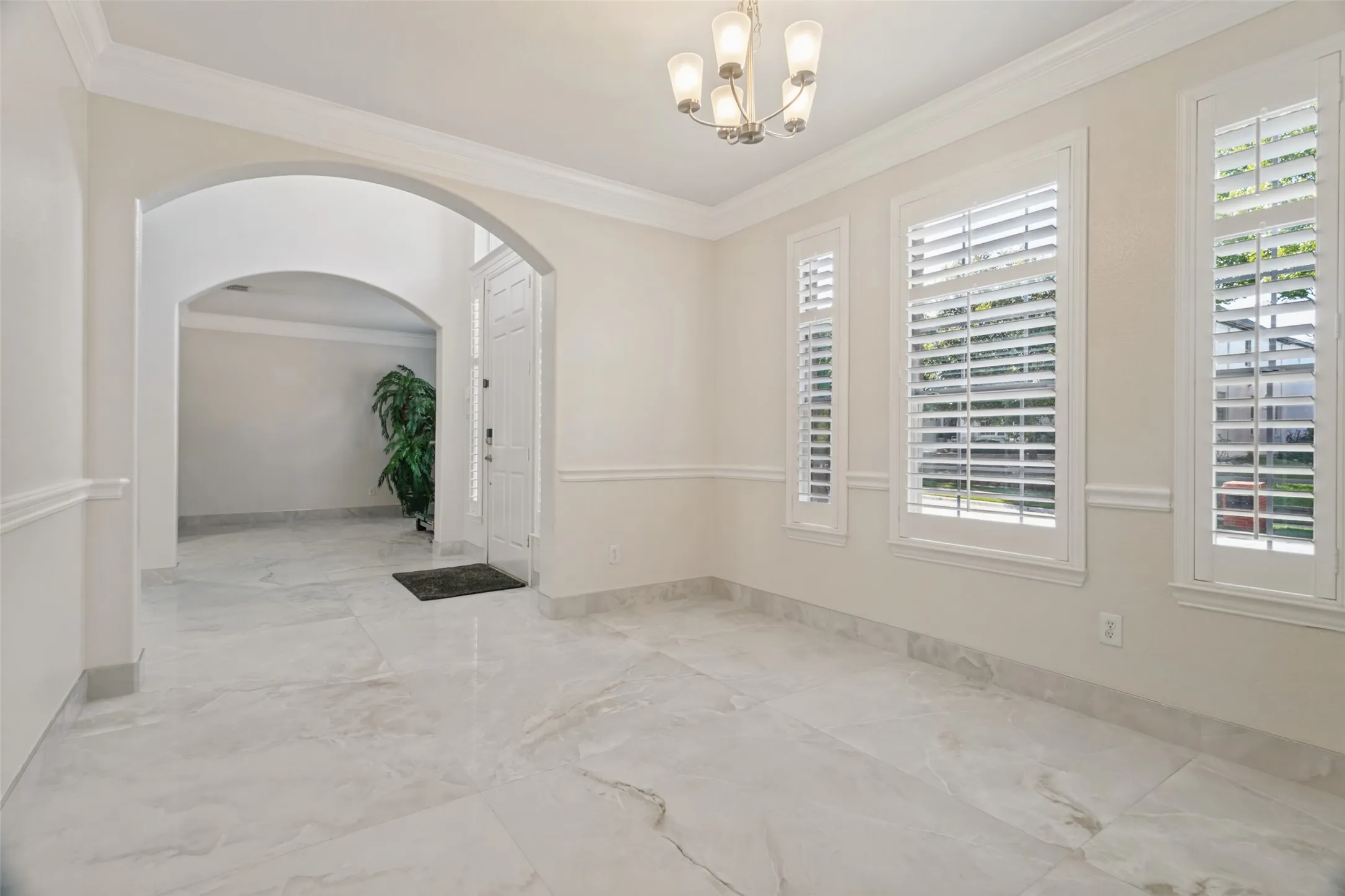 Formal Dining