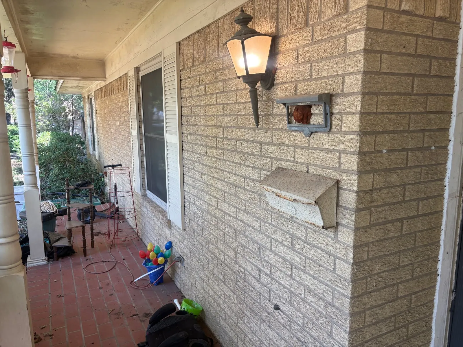 Single Family Residence For Sale in Ellis County , 109 Auburn Street, Waxahachie, Texas 75165, 4 Bedroom, 3 Bathroom, Garage spaces, 2,428 Sqft, built in 1970, mls#21410887, Real Estate Agent in Waxahachie, Homes For Sale in Ellis county, Homes For Sale in Waxahachie, Realtor in Waxahachie Texas, Real Estate Brokerage Independent Realty Texas, Luminita Cordes Realtor