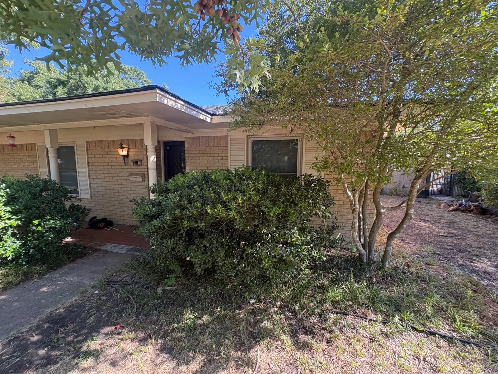 Single Family Residence For Sale