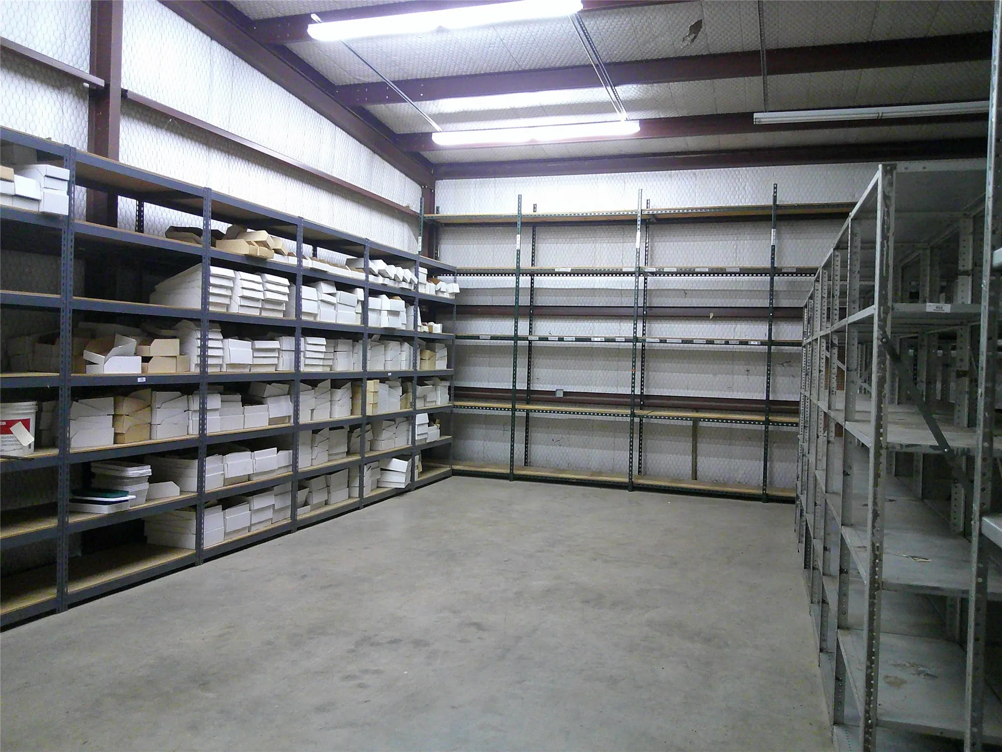 Industrial For Rent in Johnson County , 124 S Nolan River Road B, Cleburne, Texas 76033, 0, 0, Garage spaces, 0 Sqft, built in 2006, mls#21410645, Real Estate Agent in Cleburne, Homes For Rent in Johnson county, Homes For Rent in Cleburne, Realtor in Cleburne Texas, Real Estate Brokerage Independent Realty Texas, Luminita Cordes Realtor