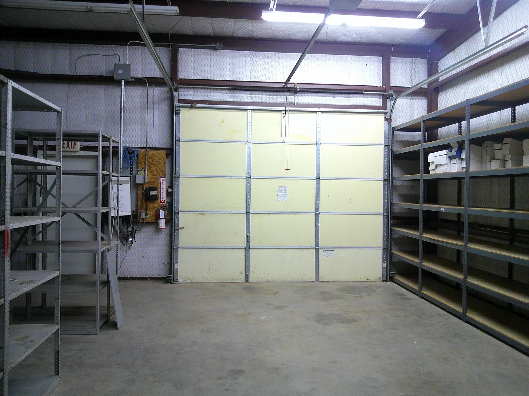 Industrial For Rent in Johnson County , 124 S Nolan River Road B, Cleburne, Texas 76033, 0, 0, Garage spaces, 0 Sqft, built in 2006, mls#21410645, Real Estate Agent in Cleburne, Homes For Rent in Johnson county, Homes For Rent in Cleburne, Realtor in Cleburne Texas, Real Estate Brokerage Independent Realty Texas, Luminita Cordes Realtor