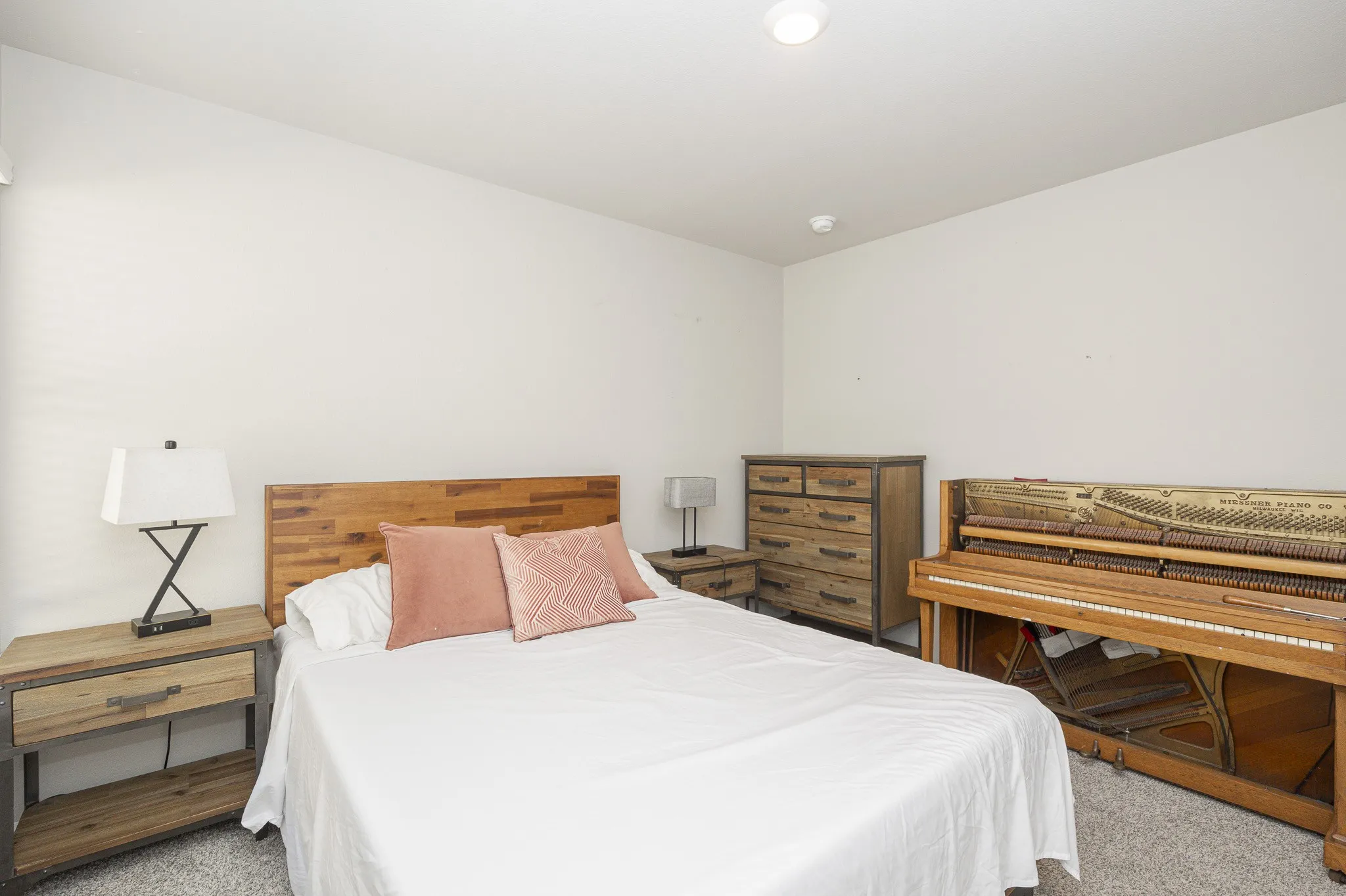 Single Family Residence For Rent in Denton County , 1629 Cansler, Krum, Texas 76249, 4 Bedroom, 2 Bathroom, 2 Garage spaces, 2,086 Sqft, built in 2025, mls#21410062, Real Estate Agent in Krum, Homes For Rent in Denton county, Homes For Rent in Krum, Realtor in Krum Texas, Real Estate Brokerage Independent Realty Texas, Luminita Cordes Realtor