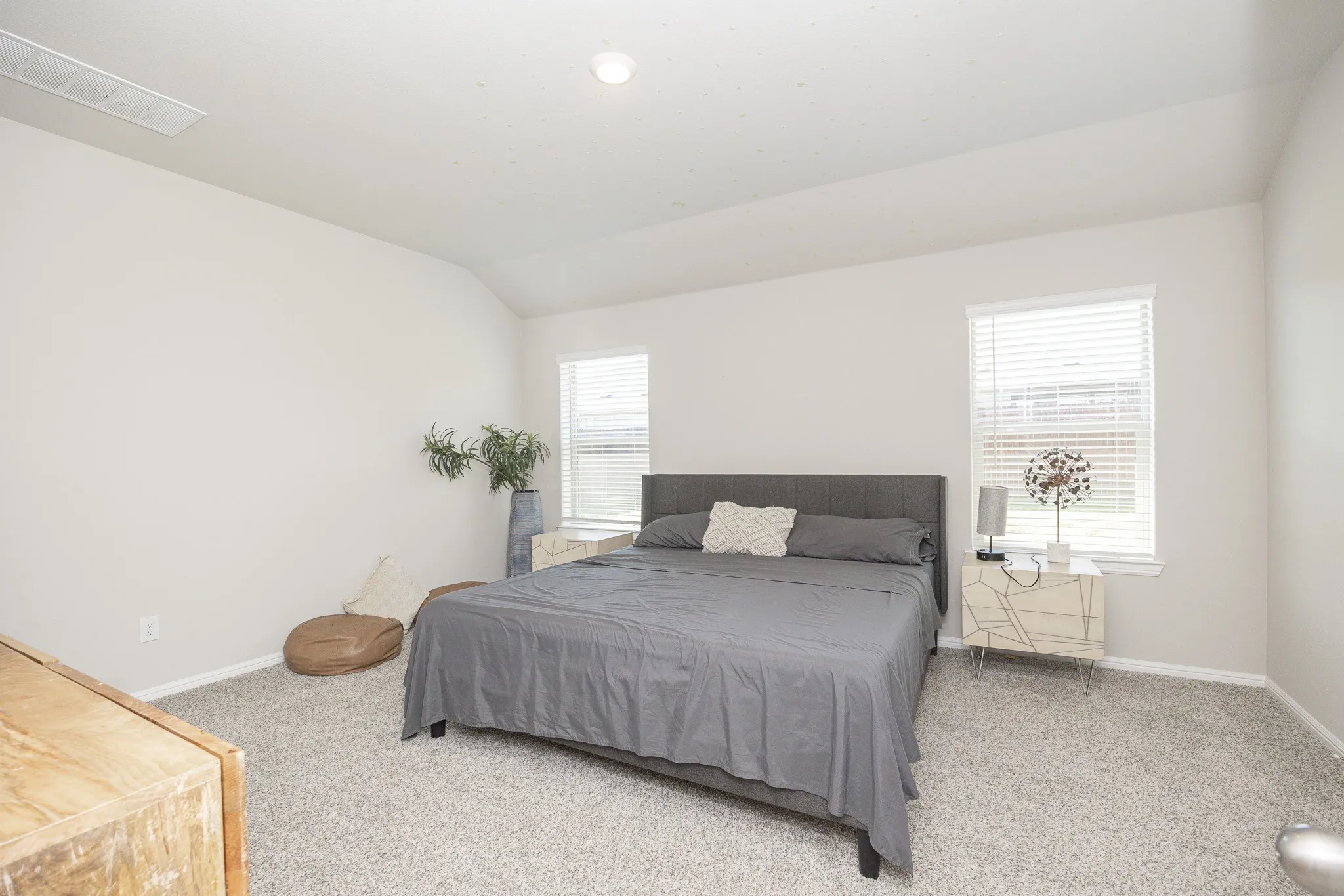 Single Family Residence For Rent in Denton County , 1629 Cansler, Krum, Texas 76249, 4 Bedroom, 2 Bathroom, 2 Garage spaces, 2,086 Sqft, built in 2025, mls#21410062, Real Estate Agent in Krum, Homes For Rent in Denton county, Homes For Rent in Krum, Realtor in Krum Texas, Real Estate Brokerage Independent Realty Texas, Luminita Cordes Realtor