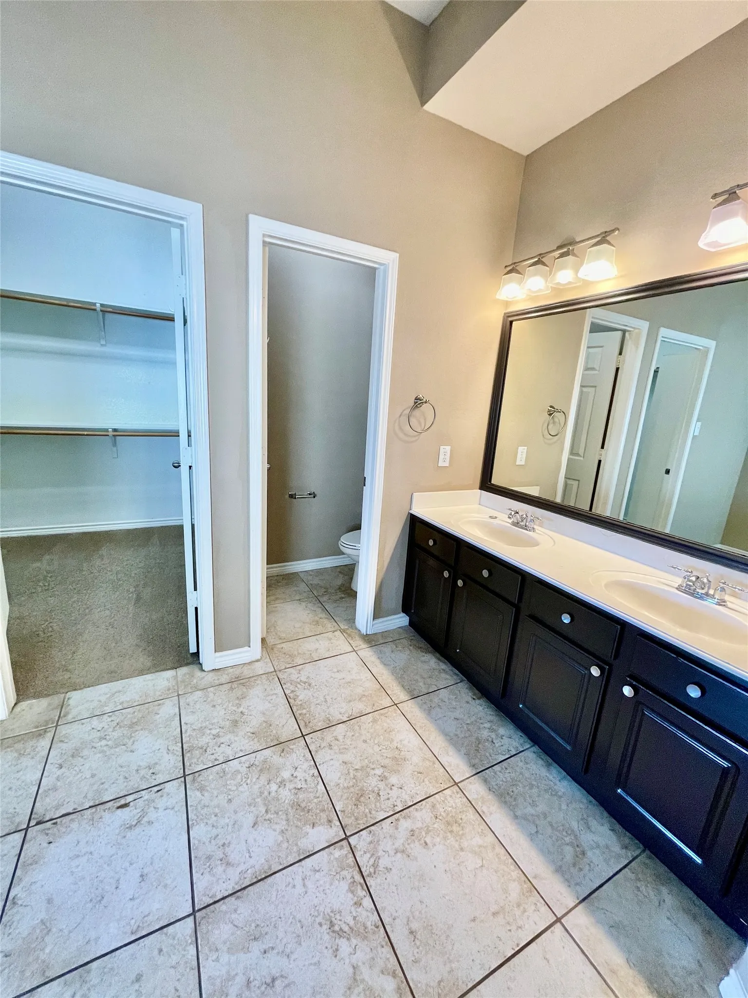 Single Family Residence For Rent in Collin County , 9405 Timber Wagon Drive, Mc Kinney, Texas 75072, 4 Bedroom, 3 Bathroom, 2 Garage spaces, 2,599 Sqft, built in 2004, mls#21410907, Real Estate Agent in Mc Kinney, Homes For Rent in Collin county, Homes For Rent in Mc Kinney, Realtor in Mc Kinney Texas, Real Estate Brokerage Independent Realty Texas, Luminita Cordes Realtor