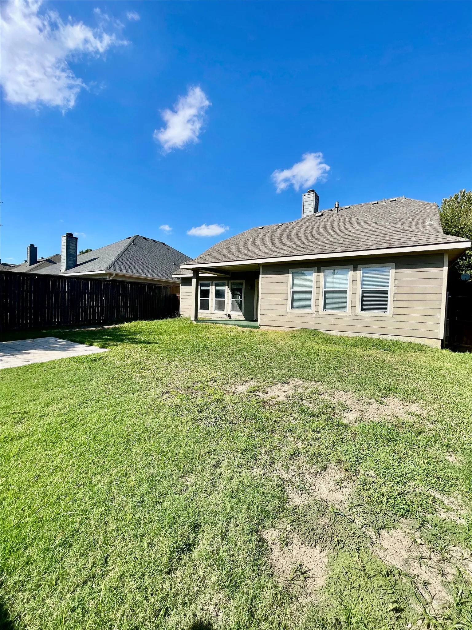 Single Family Residence For Rent in Collin County , 9405 Timber Wagon Drive, Mc Kinney, Texas 75072, 4 Bedroom, 3 Bathroom, 2 Garage spaces, 2,599 Sqft, built in 2004, mls#21410907, Real Estate Agent in Mc Kinney, Homes For Rent in Collin county, Homes For Rent in Mc Kinney, Realtor in Mc Kinney Texas, Real Estate Brokerage Independent Realty Texas, Luminita Cordes Realtor
