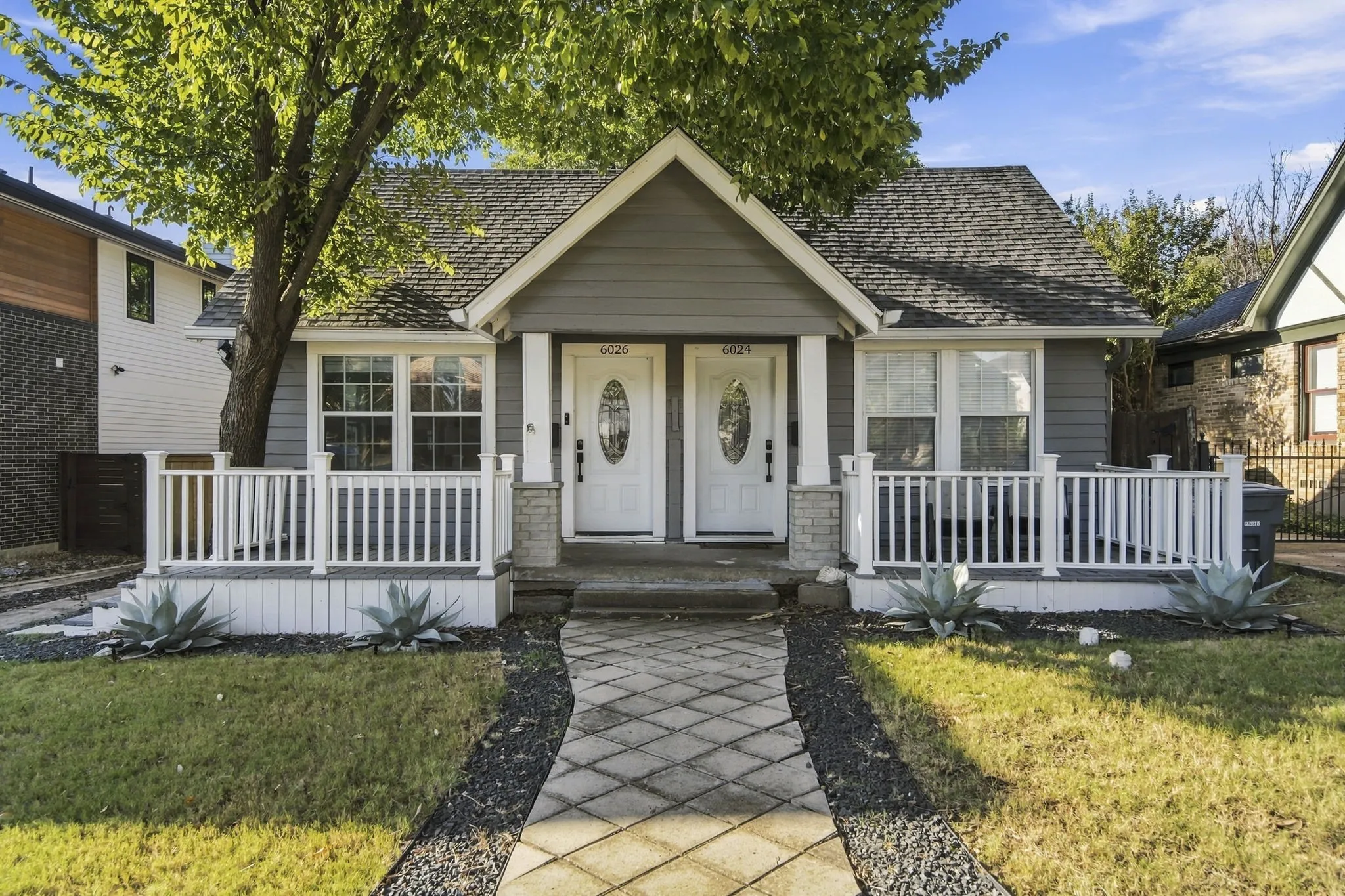 Duplex For Rent
