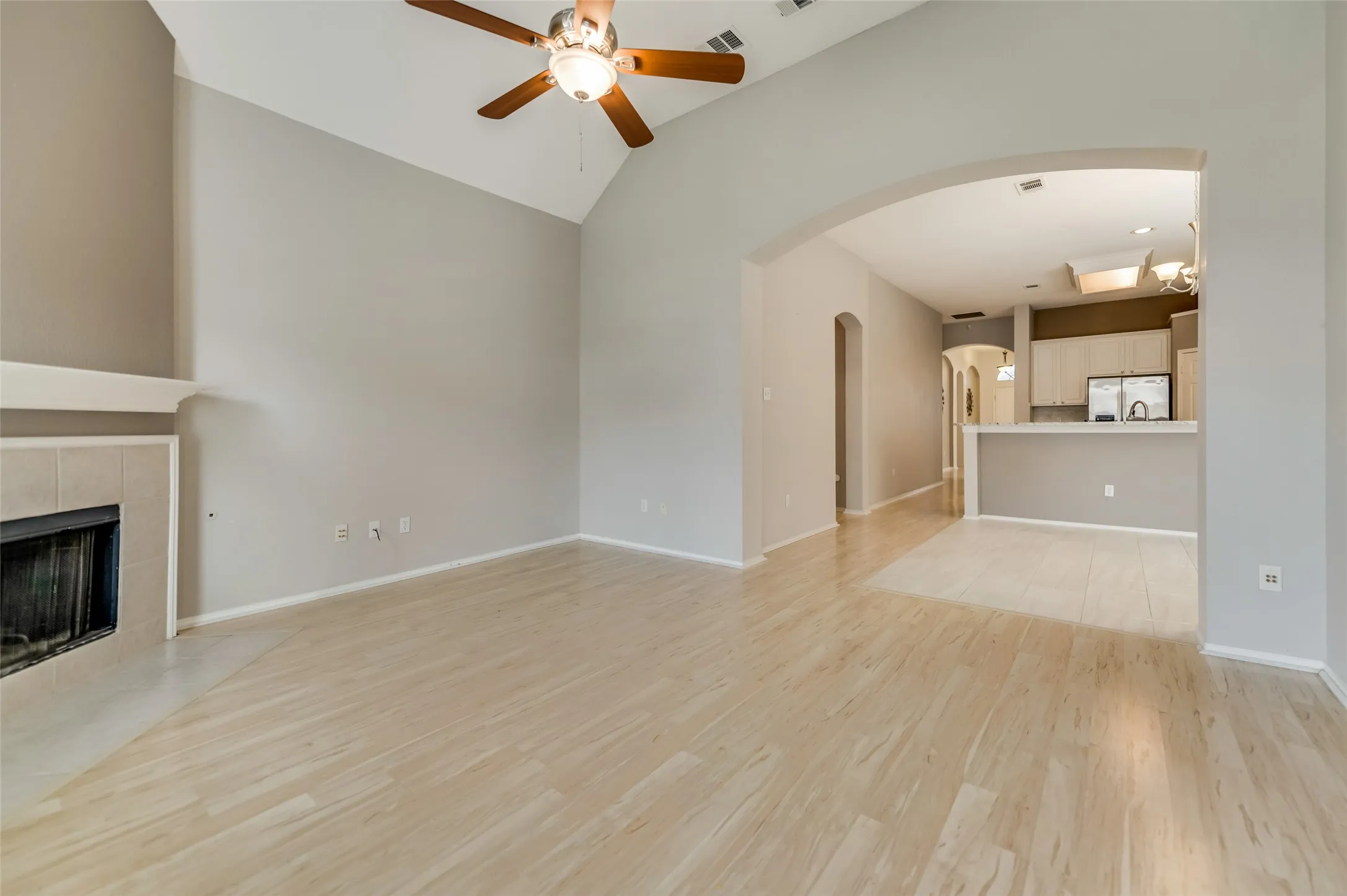 Single Family Residence For Rent in Collin County , 5100 Geranium Court, Mc Kinney, Texas 75070, 4 Bedroom, 2 Bathroom, 2 Garage spaces, 2,092 Sqft, built in 2000, mls#21406511, Real Estate Agent in Mc Kinney, Homes For Rent in Collin county, Homes For Rent in Mc Kinney, Realtor in Mc Kinney Texas, Real Estate Brokerage Independent Realty Texas, Luminita Cordes Realtor