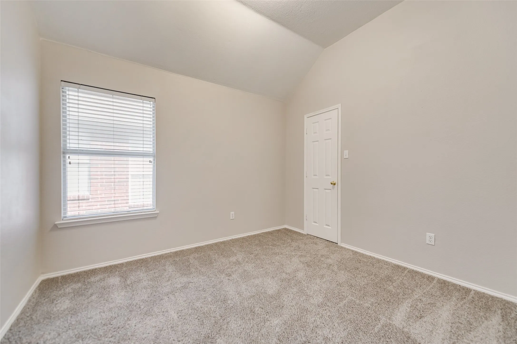 Support bedroom#1