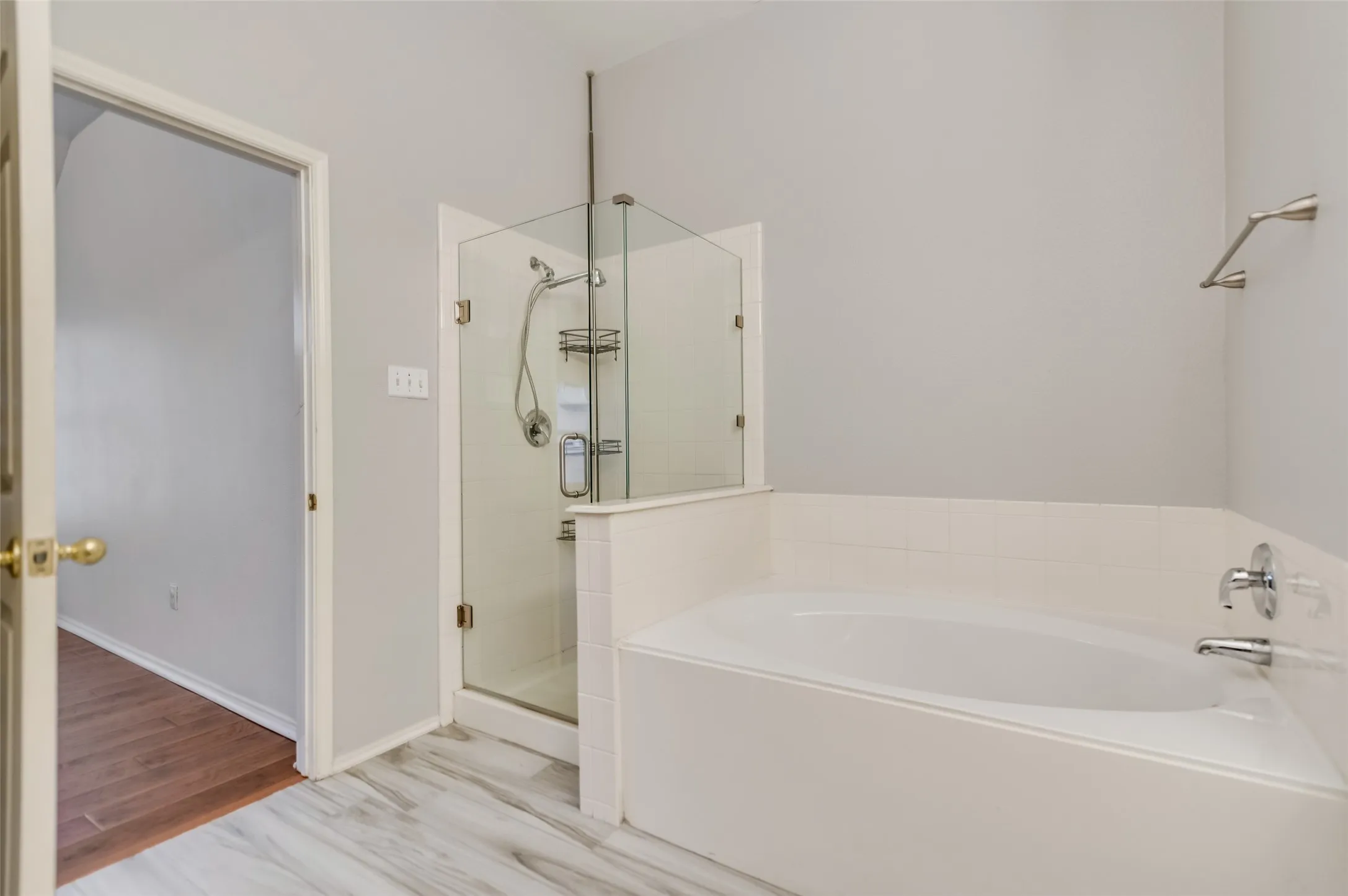 Master bath upgraded walk in shower and bath tub