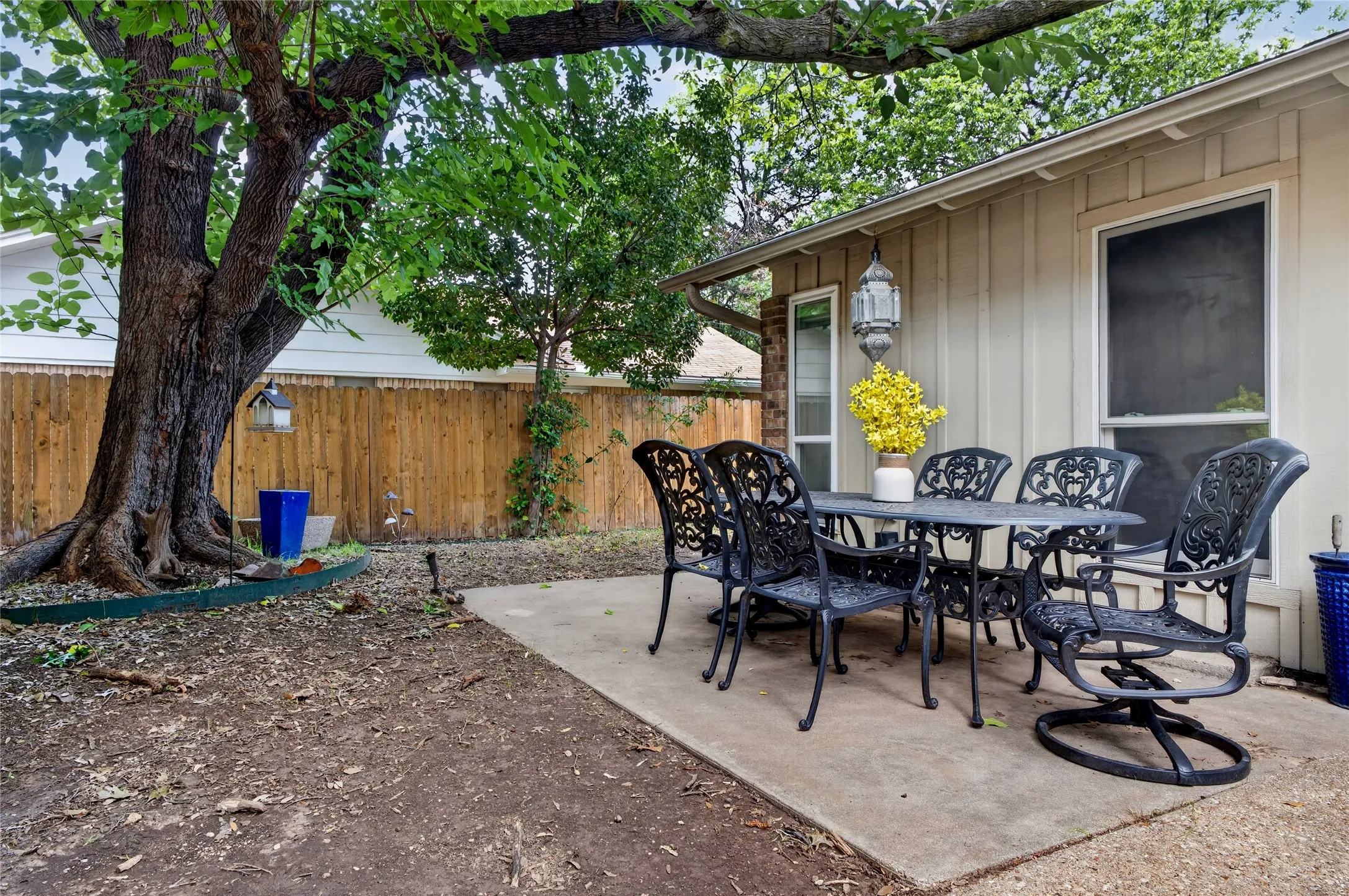 Single Family Residence For Sale in Tarrant County , 5310 Westminster Court S, Fort Worth, Texas 76133, 3 Bedroom, 2 Bathroom, 2 Garage spaces, 1,788 Sqft, built in 1969, mls#21410842, Real Estate Agent in Fort Worth, Homes For Sale in Tarrant county, Homes For Sale in Fort Worth, Realtor in Fort Worth Texas, Real Estate Brokerage Independent Realty Texas, Luminita Cordes Realtor