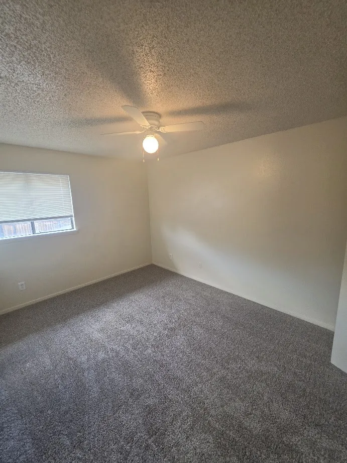 Duplex For Rent in Dallas County , 2404 Meadow Lane, Mesquite, Texas 75150, 3 Bedroom, 3 Bathroom, 2 Garage spaces, 1,265 Sqft, built in 1986, mls#21410848, Real Estate Agent in Mesquite, Homes For Rent in Dallas county, Homes For Rent in Mesquite, Realtor in Mesquite Texas, Real Estate Brokerage Independent Realty Texas, Luminita Cordes Realtor