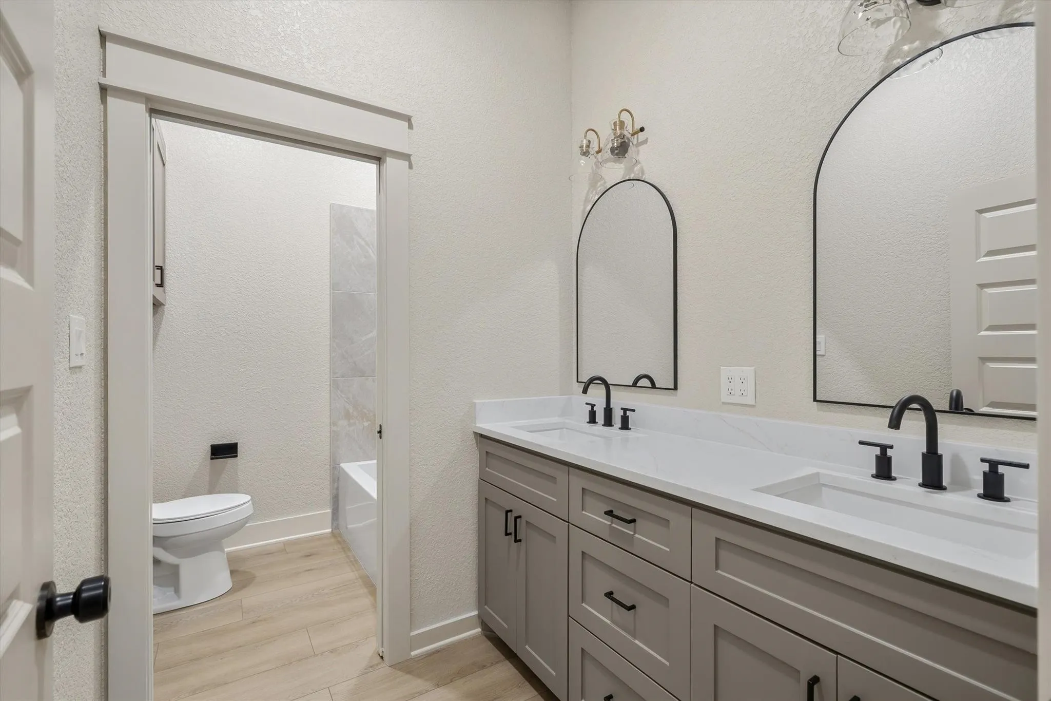Single Family Residence For Sale in Smith County , 15558 CR 436, Lindale, Texas 75771, 5 Bedroom, 3 Bathroom, Garage spaces, 2,187 Sqft, built in 2026, mls#21410912, Real Estate Agent in Lindale, Homes For Sale in Smith county, Homes For Sale in Lindale, Realtor in Lindale Texas, Real Estate Brokerage Independent Realty Texas, Luminita Cordes Realtor