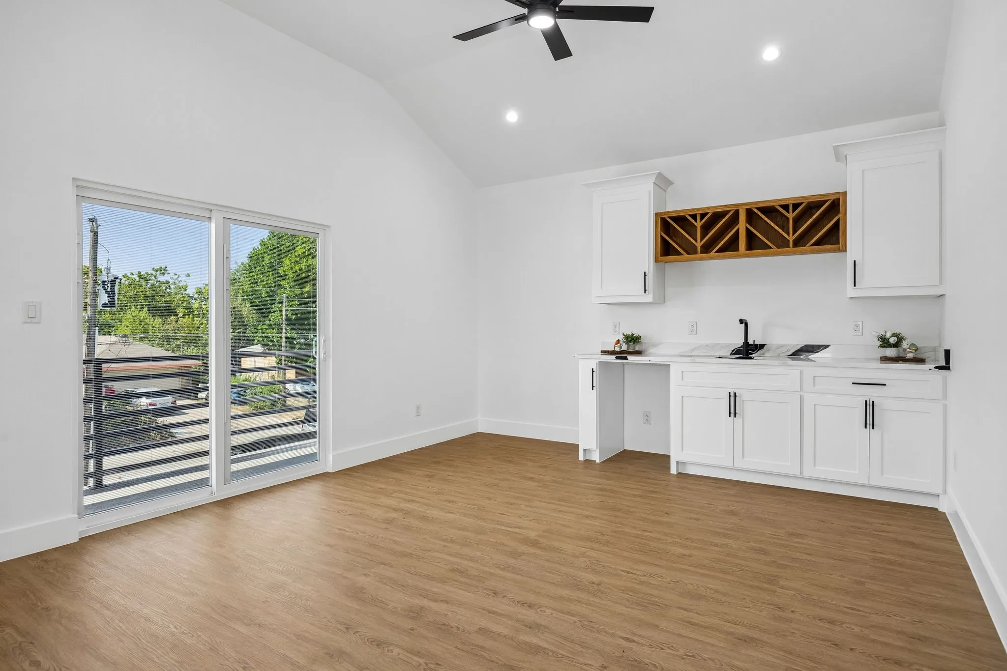 Single Family Residence For Sale in Dallas County , 3513 Nomas Street, Dallas, Texas 75212, 4 Bedroom, 4 Bathroom, 2 Garage spaces, 3,600 Sqft, built in 2025, mls#21410520, Real Estate Agent in Dallas, Homes For Sale in Dallas county, Homes For Sale in Dallas, Realtor in Dallas Texas, Real Estate Brokerage Independent Realty Texas, Luminita Cordes Realtor