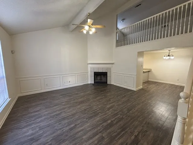 Single Family Residence For Rent in Tarrant County , 6707 Dusty Ridge Trail, Arlington, Texas 76002, 5 Bedroom, 4 Bathroom, 2 Garage spaces, 1,954 Sqft, built in 2001, mls#21410927, Real Estate Agent in Arlington, Homes For Rent in Tarrant county, Homes For Rent in Arlington, Realtor in Arlington Texas, Real Estate Brokerage Independent Realty Texas, Luminita Cordes Realtor
