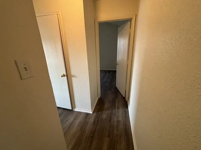 Single Family Residence For Rent in Tarrant County , 6707 Dusty Ridge Trail, Arlington, Texas 76002, 5 Bedroom, 4 Bathroom, 2 Garage spaces, 1,954 Sqft, built in 2001, mls#21410927, Real Estate Agent in Arlington, Homes For Rent in Tarrant county, Homes For Rent in Arlington, Realtor in Arlington Texas, Real Estate Brokerage Independent Realty Texas, Luminita Cordes Realtor