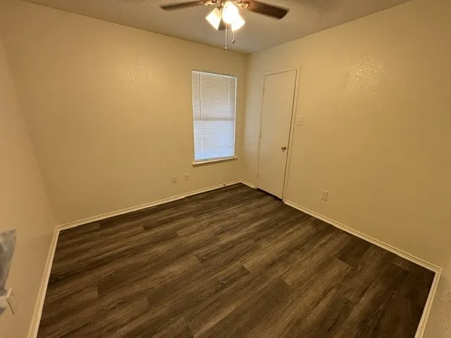 Single Family Residence For Rent in Tarrant County , 6707 Dusty Ridge Trail, Arlington, Texas 76002, 5 Bedroom, 4 Bathroom, 2 Garage spaces, 1,954 Sqft, built in 2001, mls#21410927, Real Estate Agent in Arlington, Homes For Rent in Tarrant county, Homes For Rent in Arlington, Realtor in Arlington Texas, Real Estate Brokerage Independent Realty Texas, Luminita Cordes Realtor