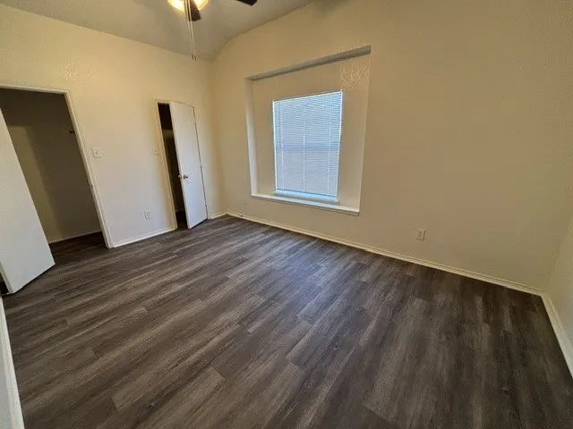 Single Family Residence For Rent in Tarrant County , 6707 Dusty Ridge Trail, Arlington, Texas 76002, 5 Bedroom, 4 Bathroom, 2 Garage spaces, 1,954 Sqft, built in 2001, mls#21410927, Real Estate Agent in Arlington, Homes For Rent in Tarrant county, Homes For Rent in Arlington, Realtor in Arlington Texas, Real Estate Brokerage Independent Realty Texas, Luminita Cordes Realtor