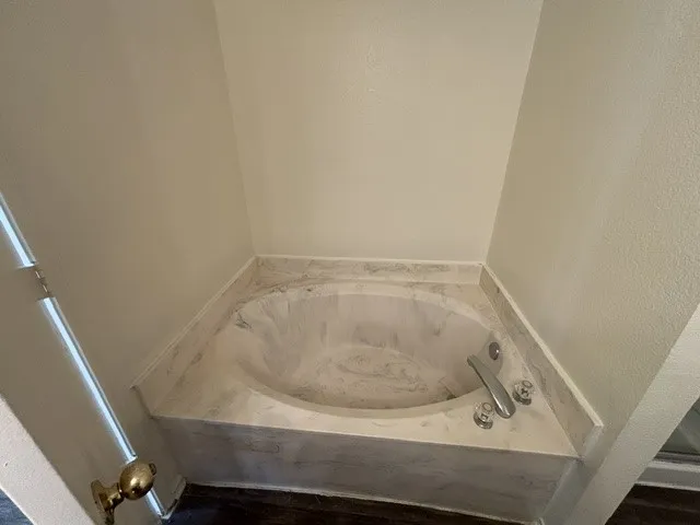 Single Family Residence For Rent in Tarrant County , 6707 Dusty Ridge Trail, Arlington, Texas 76002, 5 Bedroom, 4 Bathroom, 2 Garage spaces, 1,954 Sqft, built in 2001, mls#21410927, Real Estate Agent in Arlington, Homes For Rent in Tarrant county, Homes For Rent in Arlington, Realtor in Arlington Texas, Real Estate Brokerage Independent Realty Texas, Luminita Cordes Realtor
