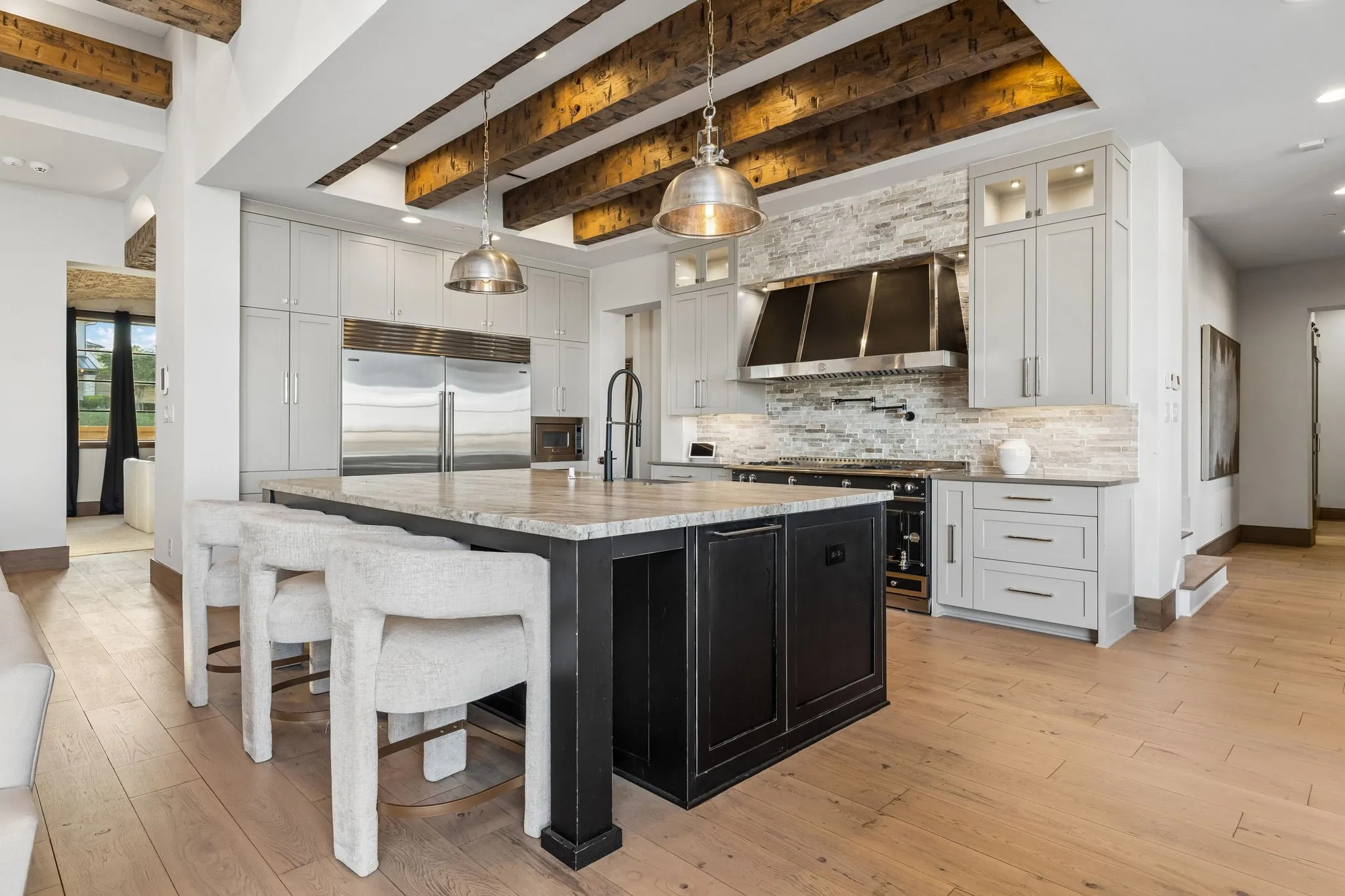 Single Family Residence For Sale in Denton County , 4012 Starling Drive, Frisco, Texas 75034, 5 Bedroom, 7 Bathroom, 4 Garage spaces, 9,865 Sqft, built in 2016, mls#21407175, Real Estate Agent in Frisco, Homes For Sale in Denton county, Homes For Sale in Frisco, Realtor in Frisco Texas, Real Estate Brokerage Independent Realty Texas, Luminita Cordes Realtor