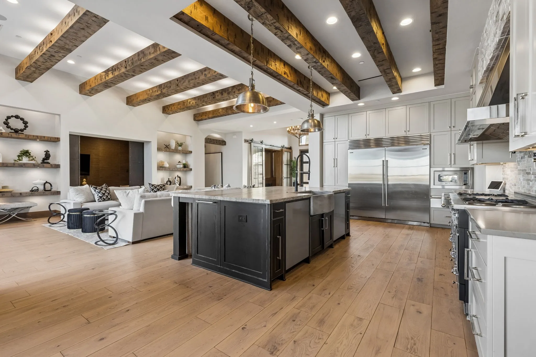 Single Family Residence For Sale in Denton County , 4012 Starling Drive, Frisco, Texas 75034, 5 Bedroom, 7 Bathroom, 4 Garage spaces, 9,865 Sqft, built in 2016, mls#21407175, Real Estate Agent in Frisco, Homes For Sale in Denton county, Homes For Sale in Frisco, Realtor in Frisco Texas, Real Estate Brokerage Independent Realty Texas, Luminita Cordes Realtor