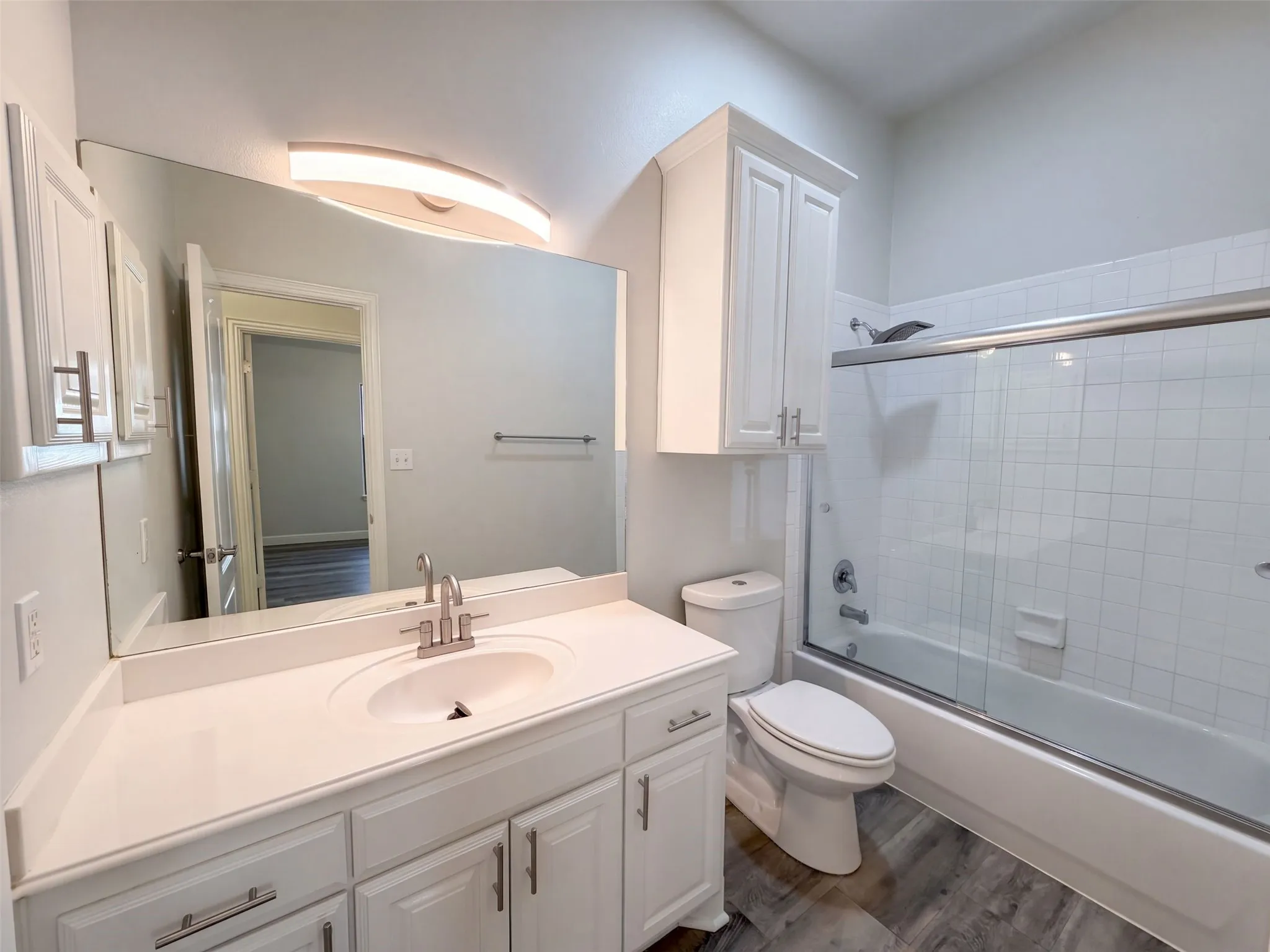 Single Family Residence For Sale in Tarrant County , 2961 Salado Trail, Fort Worth, Texas 76118, 3 Bedroom, 2 Bathroom, 2 Garage spaces, 1,695 Sqft, built in 2002, mls#21410906, Real Estate Agent in Fort Worth, Homes For Sale in Tarrant county, Homes For Sale in Fort Worth, Realtor in Fort Worth Texas, Real Estate Brokerage Independent Realty Texas, Luminita Cordes Realtor