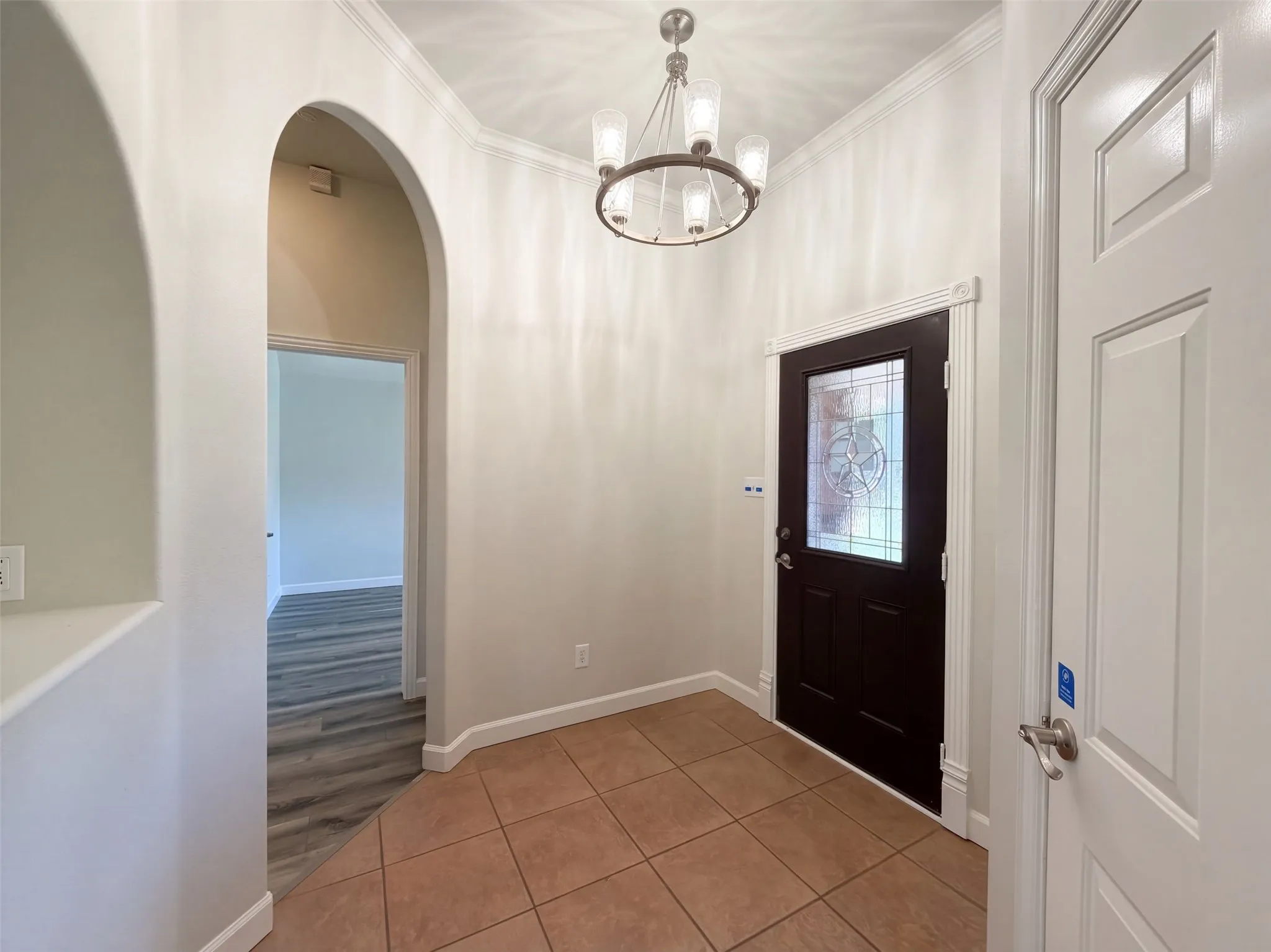 Single Family Residence For Sale in Tarrant County , 2961 Salado Trail, Fort Worth, Texas 76118, 3 Bedroom, 2 Bathroom, 2 Garage spaces, 1,695 Sqft, built in 2002, mls#21410906, Real Estate Agent in Fort Worth, Homes For Sale in Tarrant county, Homes For Sale in Fort Worth, Realtor in Fort Worth Texas, Real Estate Brokerage Independent Realty Texas, Luminita Cordes Realtor