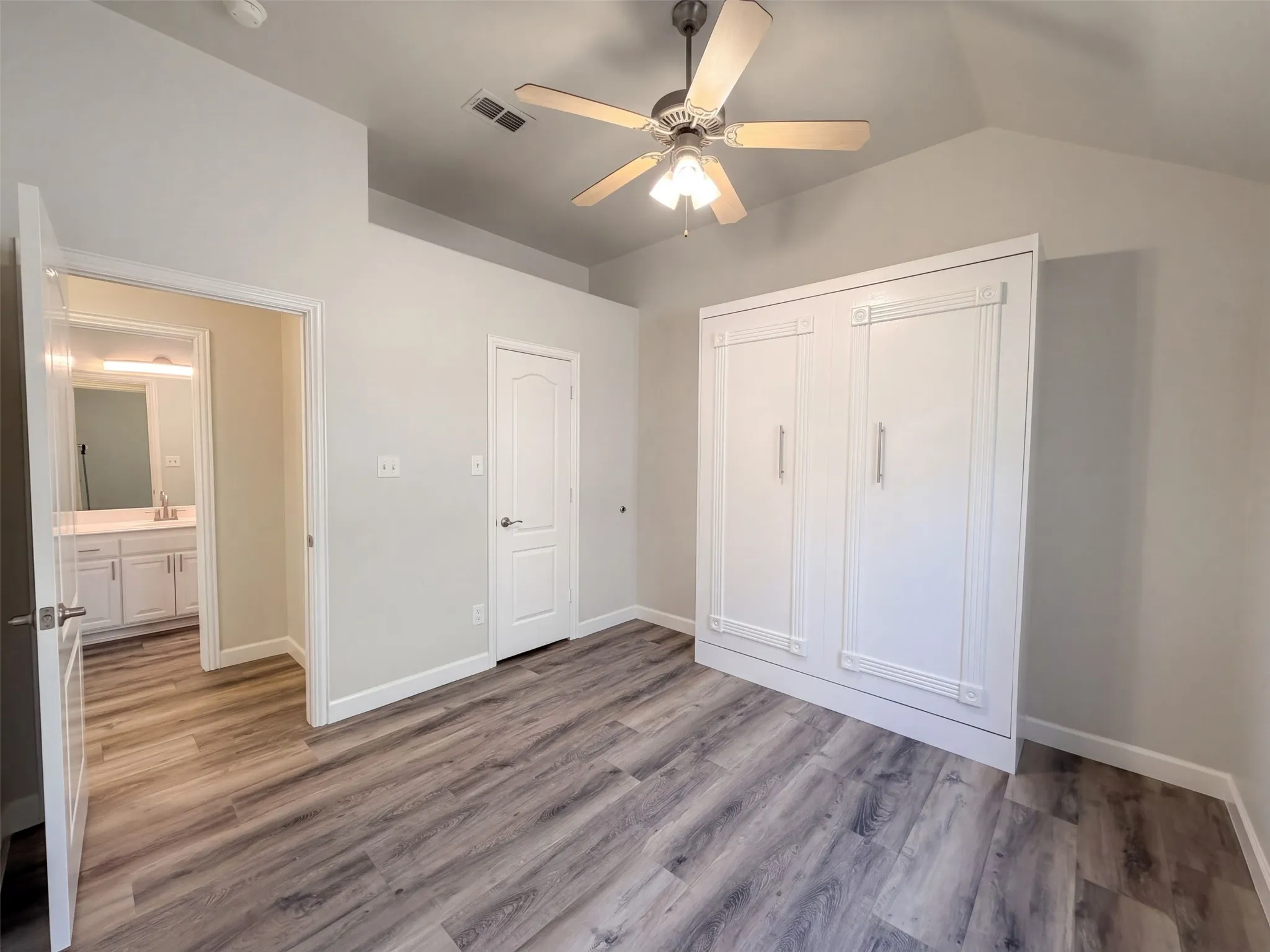 Single Family Residence For Sale in Tarrant County , 2961 Salado Trail, Fort Worth, Texas 76118, 3 Bedroom, 2 Bathroom, 2 Garage spaces, 1,695 Sqft, built in 2002, mls#21410906, Real Estate Agent in Fort Worth, Homes For Sale in Tarrant county, Homes For Sale in Fort Worth, Realtor in Fort Worth Texas, Real Estate Brokerage Independent Realty Texas, Luminita Cordes Realtor