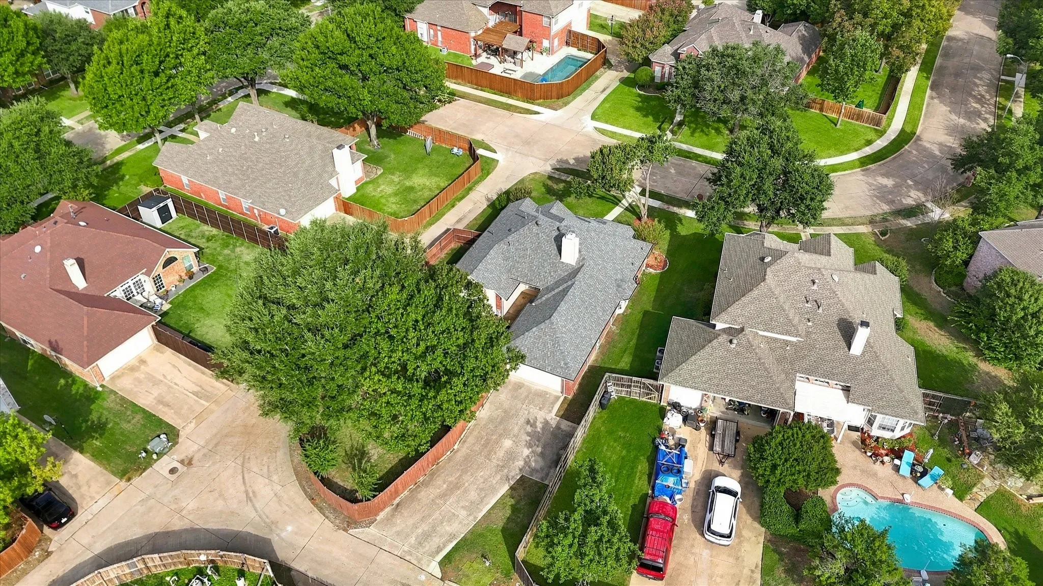 Single Family Residence For Sale in Collin County , 3408 Norwood Circle, Richardson, Texas 75082, 3 Bedroom, 2 Bathroom, 2 Garage spaces, 1,929 Sqft, built in 1992, mls#21405543, Real Estate Agent in Richardson, Homes For Sale in Collin county, Homes For Sale in Richardson, Realtor in Richardson Texas, Real Estate Brokerage Independent Realty Texas, Luminita Cordes Realtor