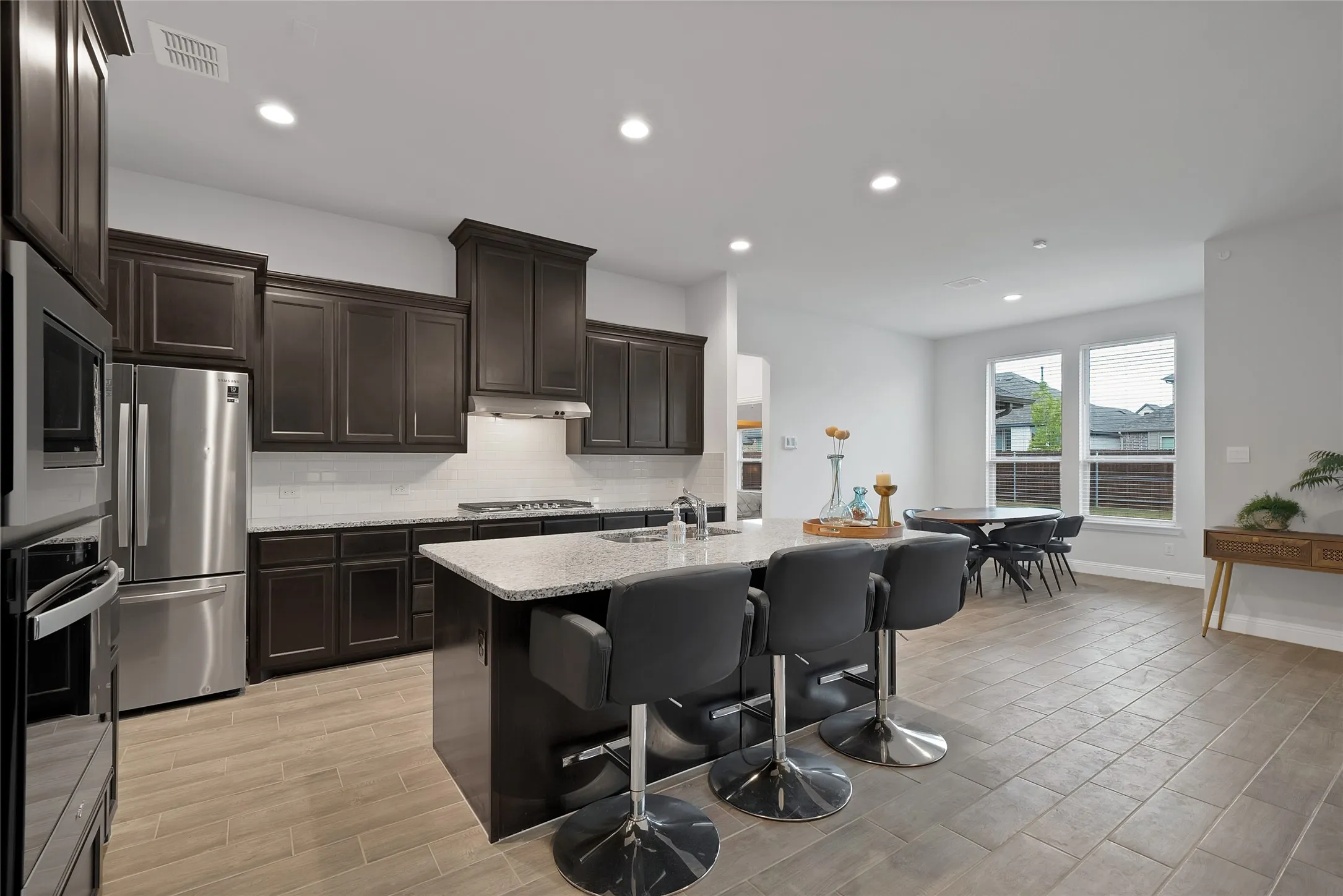 Single Family Residence For Sale in Denton County , 1066 Fleetwood Drive, Justin, Texas 76247, 4 Bedroom, 3 Bathroom, 2 Garage spaces, 2,693 Sqft, built in 2023, mls#21410769, Real Estate Agent in Justin, Homes For Sale in Denton county, Homes For Sale in Justin, Realtor in Justin Texas, Real Estate Brokerage Independent Realty Texas, Luminita Cordes Realtor