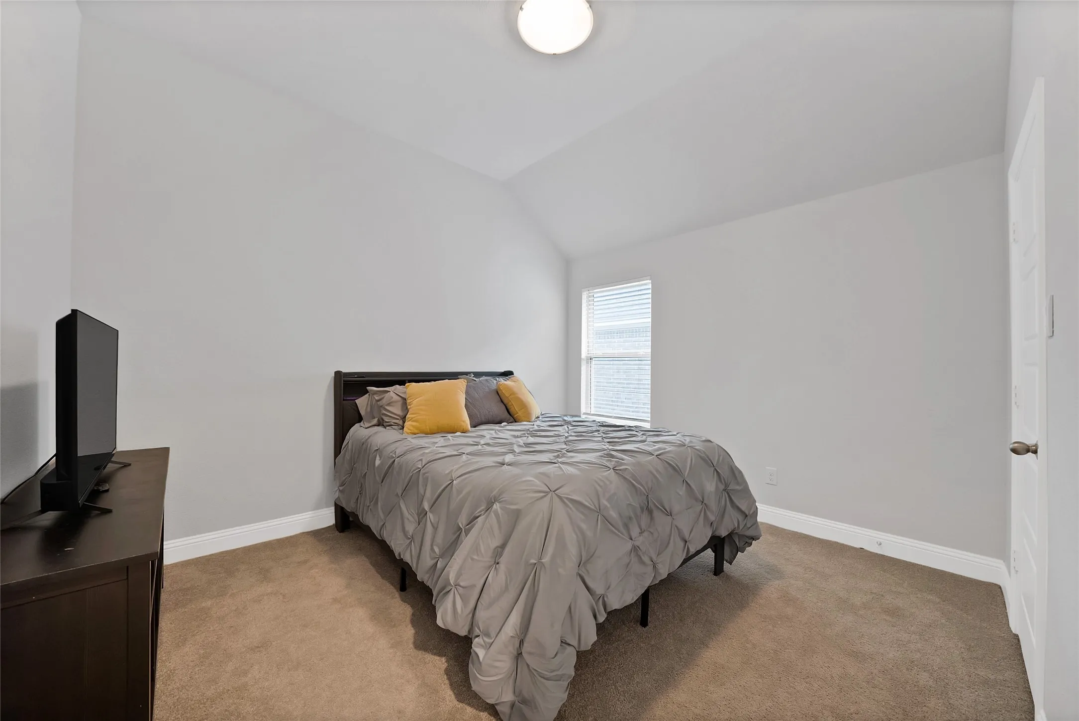 Single Family Residence For Sale in Denton County , 1066 Fleetwood Drive, Justin, Texas 76247, 4 Bedroom, 3 Bathroom, 2 Garage spaces, 2,693 Sqft, built in 2023, mls#21410769, Real Estate Agent in Justin, Homes For Sale in Denton county, Homes For Sale in Justin, Realtor in Justin Texas, Real Estate Brokerage Independent Realty Texas, Luminita Cordes Realtor