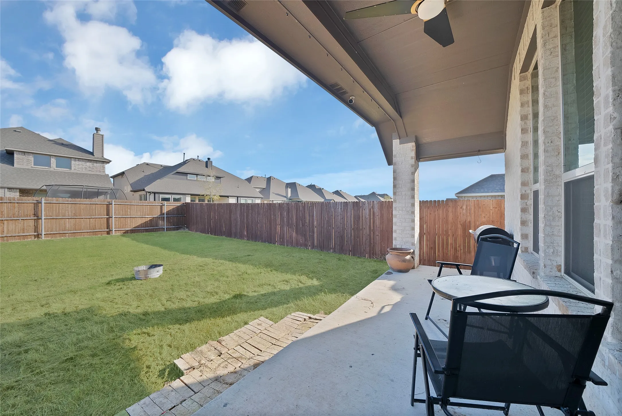 Single Family Residence For Sale in Denton County , 1066 Fleetwood Drive, Justin, Texas 76247, 4 Bedroom, 3 Bathroom, 2 Garage spaces, 2,693 Sqft, built in 2023, mls#21410769, Real Estate Agent in Justin, Homes For Sale in Denton county, Homes For Sale in Justin, Realtor in Justin Texas, Real Estate Brokerage Independent Realty Texas, Luminita Cordes Realtor