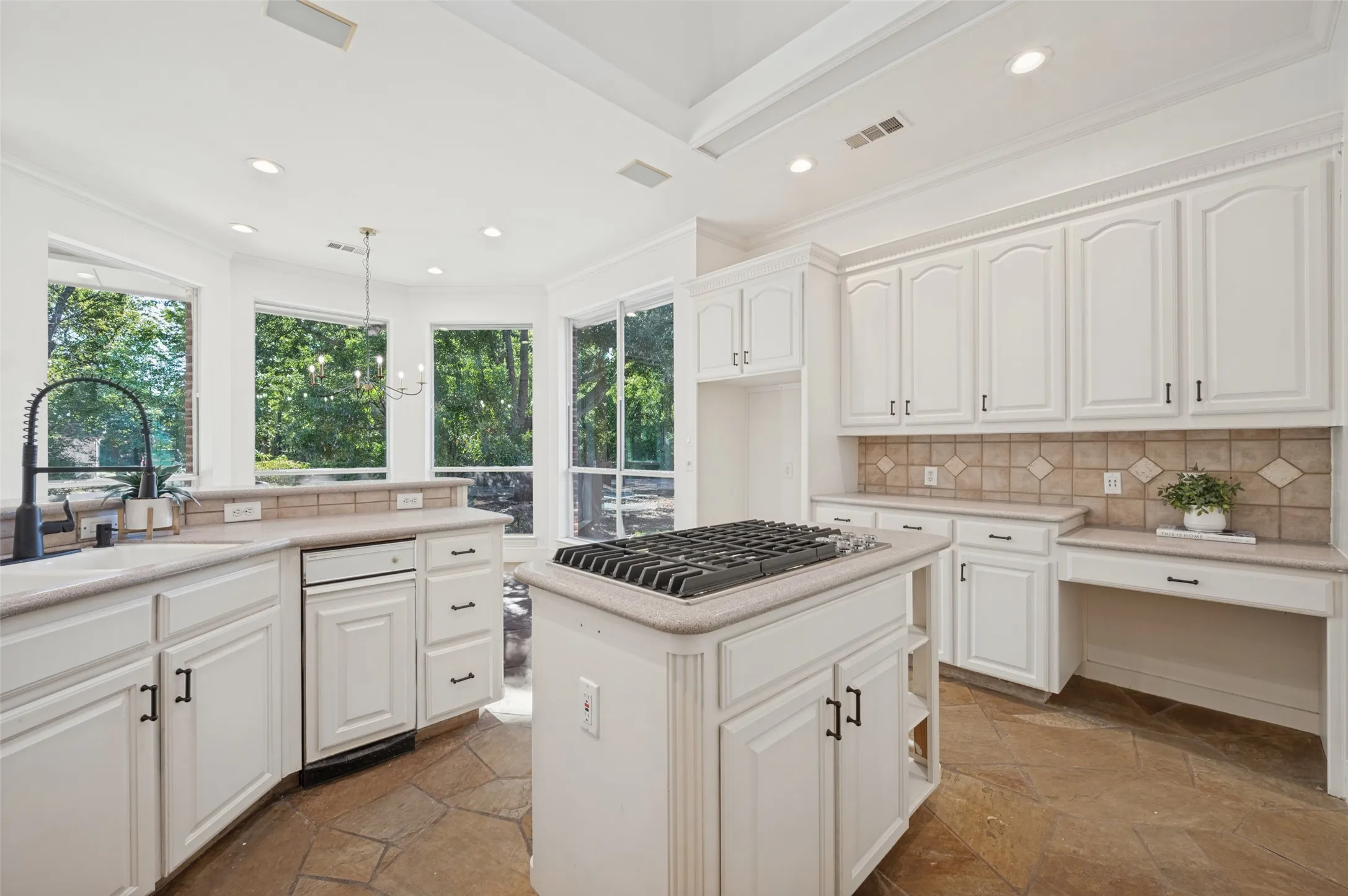 Single Family Residence For Sale in Collin County , 8515 COUNTRY CREEK Lane, Prosper, Texas 75078, 6 Bedroom, 6 Bathroom, 6 Garage spaces, 5,074 Sqft, built in 1996, mls#21404767, Real Estate Agent in Prosper, Homes For Sale in Collin county, Homes For Sale in Prosper, Realtor in Prosper Texas, Real Estate Brokerage Independent Realty Texas, Luminita Cordes Realtor