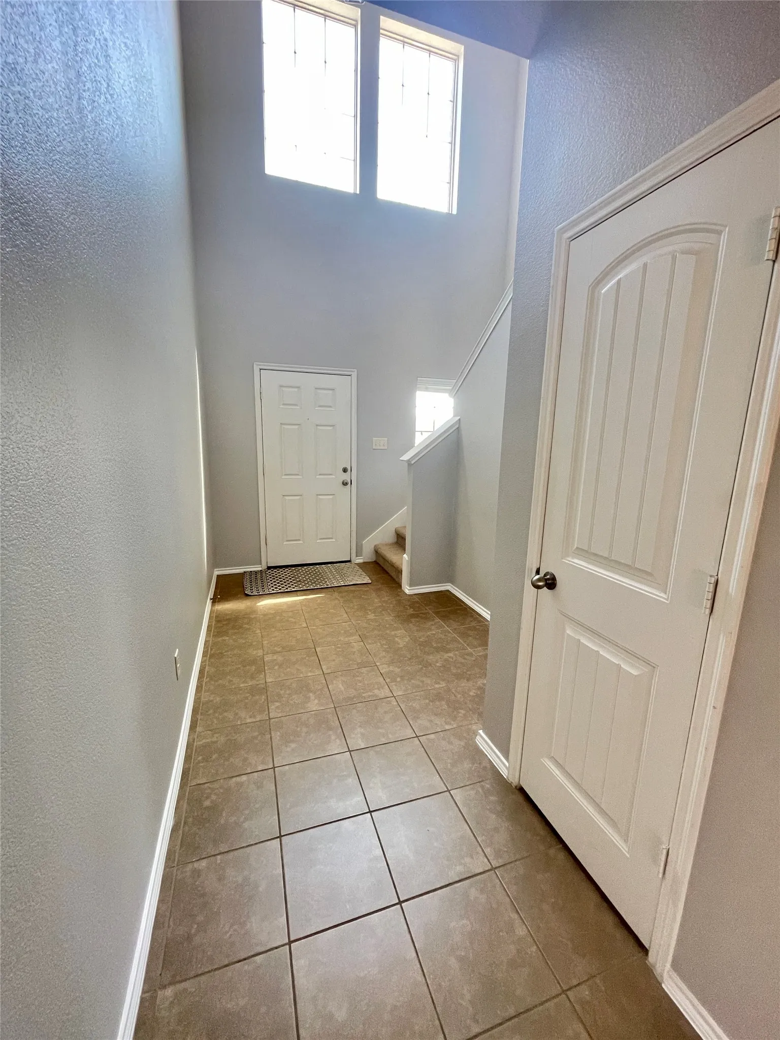 Single Family Residence For Rent in Collin County , 406 Paddock Lane, Celina, Texas 75009, 5 Bedroom, 3 Bathroom, 2 Garage spaces, 2,586 Sqft, built in 2014, mls#21410939, Real Estate Agent in Celina, Homes For Rent in Collin county, Homes For Rent in Celina, Realtor in Celina Texas, Real Estate Brokerage Independent Realty Texas, Luminita Cordes Realtor
