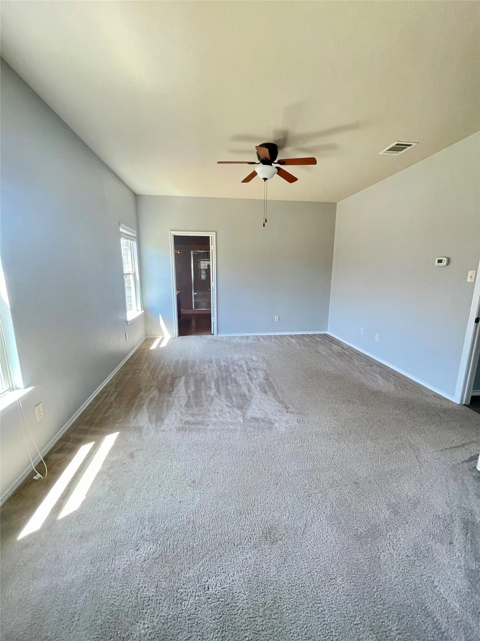 Single Family Residence For Rent in Collin County , 406 Paddock Lane, Celina, Texas 75009, 5 Bedroom, 3 Bathroom, 2 Garage spaces, 2,586 Sqft, built in 2014, mls#21410939, Real Estate Agent in Celina, Homes For Rent in Collin county, Homes For Rent in Celina, Realtor in Celina Texas, Real Estate Brokerage Independent Realty Texas, Luminita Cordes Realtor