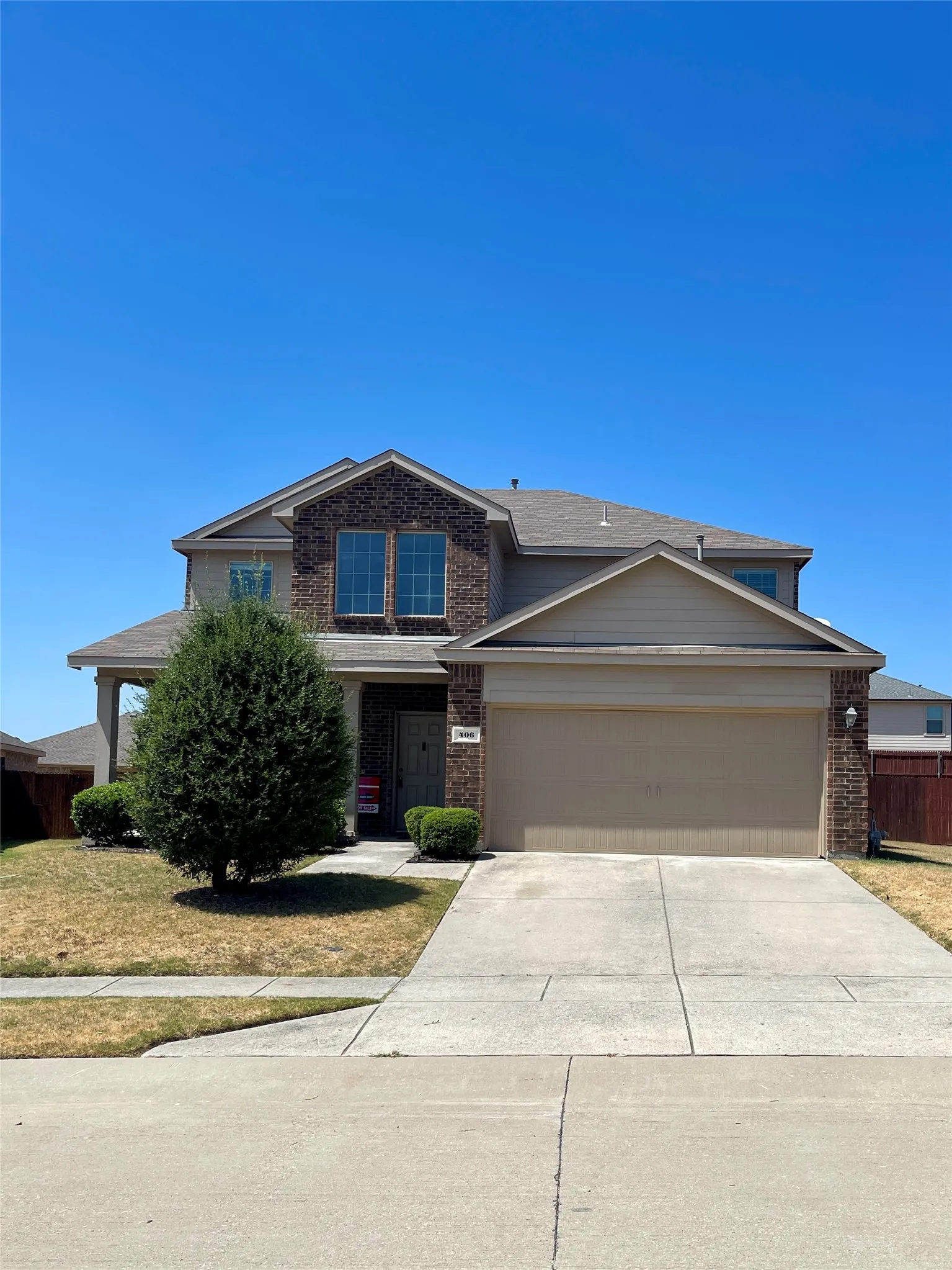 Single Family Residence For Rent