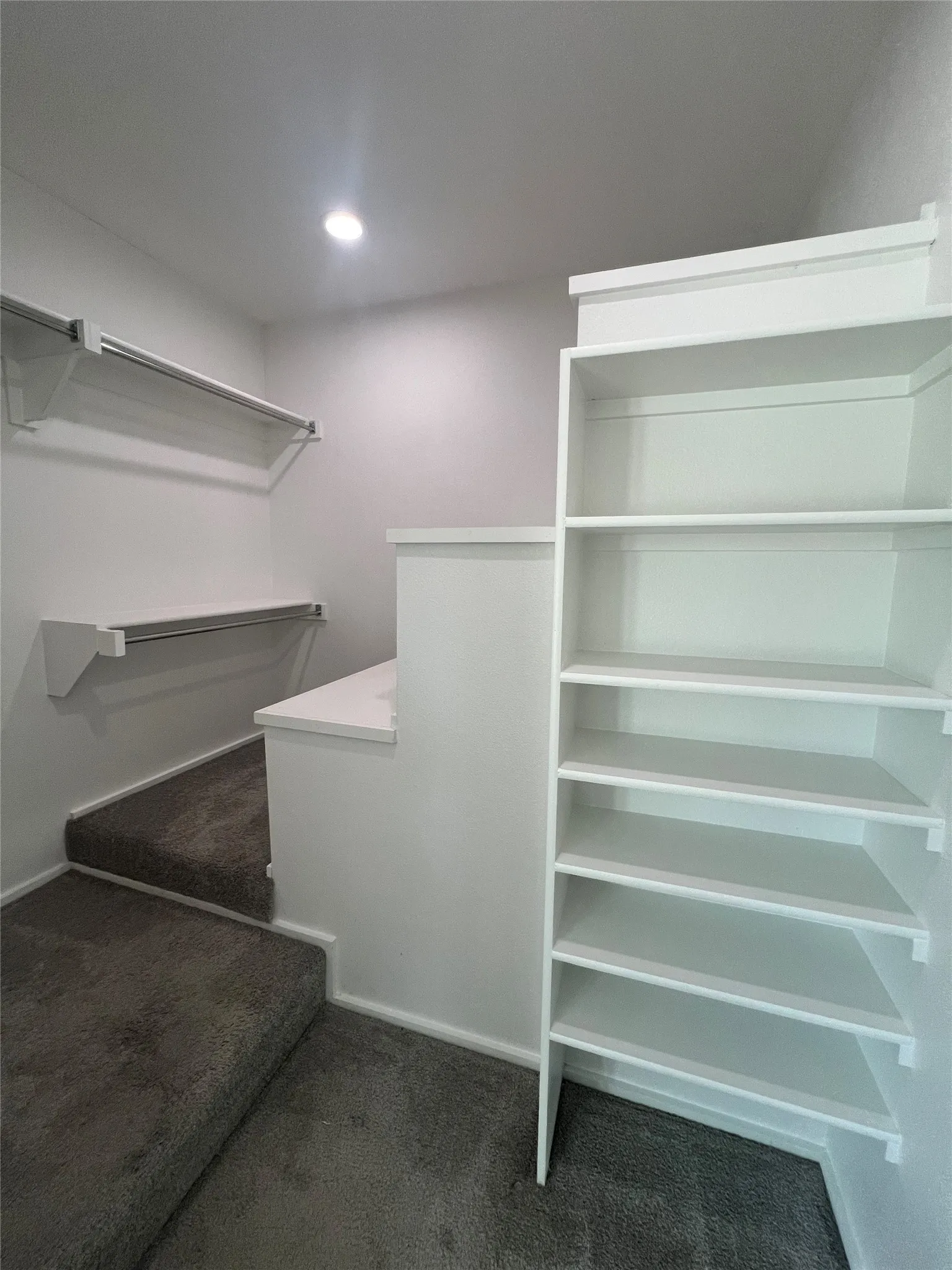 Condominium For Rent in Dallas County , 5647 Live Oak Street 105, Dallas, Texas 75206, 2 Bedroom, 3 Bathroom, 2 Garage spaces, 1,561 Sqft, built in 2022, mls#21410755, Real Estate Agent in Dallas, Homes For Rent in Dallas county, Homes For Rent in Dallas, Realtor in Dallas Texas, Real Estate Brokerage Independent Realty Texas, Luminita Cordes Realtor