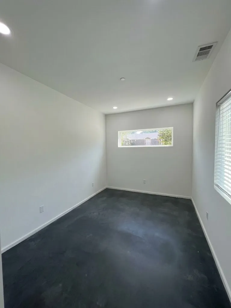 Condominium For Rent in Dallas County , 5647 Live Oak Street 105, Dallas, Texas 75206, 2 Bedroom, 3 Bathroom, 2 Garage spaces, 1,561 Sqft, built in 2022, mls#21410755, Real Estate Agent in Dallas, Homes For Rent in Dallas county, Homes For Rent in Dallas, Realtor in Dallas Texas, Real Estate Brokerage Independent Realty Texas, Luminita Cordes Realtor
