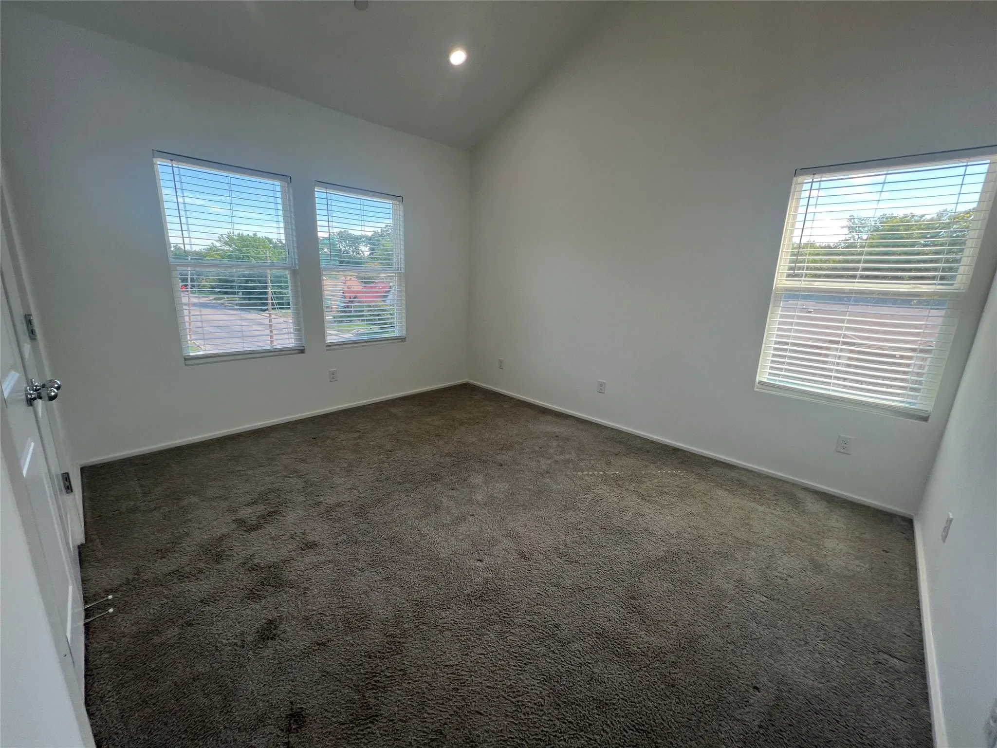 Condominium For Rent in Dallas County , 5647 Live Oak Street 105, Dallas, Texas 75206, 2 Bedroom, 3 Bathroom, 2 Garage spaces, 1,561 Sqft, built in 2022, mls#21410755, Real Estate Agent in Dallas, Homes For Rent in Dallas county, Homes For Rent in Dallas, Realtor in Dallas Texas, Real Estate Brokerage Independent Realty Texas, Luminita Cordes Realtor