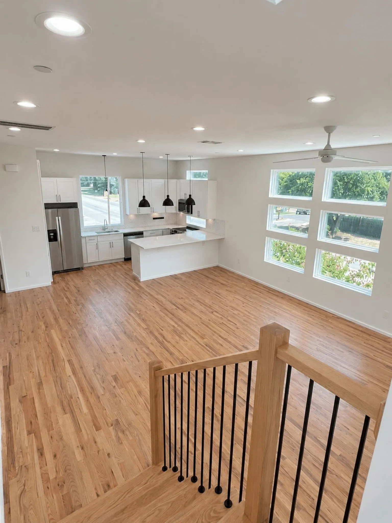 Condominium For Rent in Dallas County , 5647 Live Oak Street 105, Dallas, Texas 75206, 2 Bedroom, 3 Bathroom, 2 Garage spaces, 1,561 Sqft, built in 2022, mls#21410755, Real Estate Agent in Dallas, Homes For Rent in Dallas county, Homes For Rent in Dallas, Realtor in Dallas Texas, Real Estate Brokerage Independent Realty Texas, Luminita Cordes Realtor