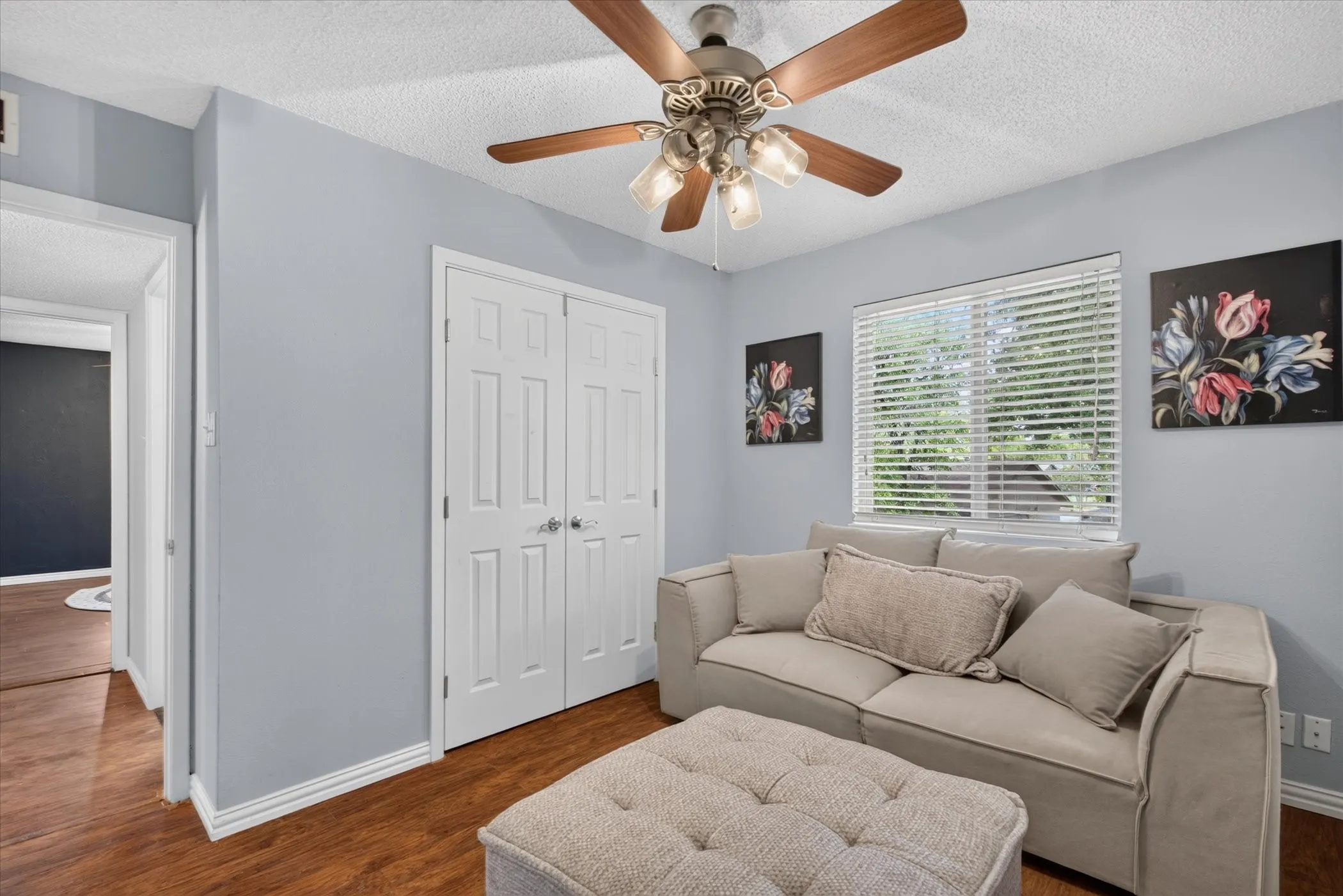 Single Family Residence For Sale in Tarrant County , 2801 Meandering Way, Bedford, Texas 76021, 3 Bedroom, 3 Bathroom, 2 Garage spaces, 2,269 Sqft, built in 1977, mls#21408456, Real Estate Agent in Bedford, Homes For Sale in Tarrant county, Homes For Sale in Bedford, Realtor in Bedford Texas, Real Estate Brokerage Independent Realty Texas, Luminita Cordes Realtor