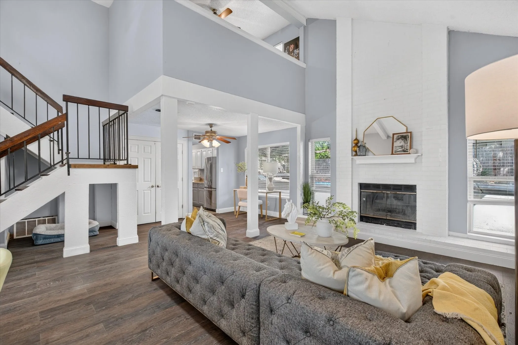 Single Family Residence For Sale in Tarrant County , 2801 Meandering Way, Bedford, Texas 76021, 3 Bedroom, 3 Bathroom, 2 Garage spaces, 2,269 Sqft, built in 1977, mls#21408456, Real Estate Agent in Bedford, Homes For Sale in Tarrant county, Homes For Sale in Bedford, Realtor in Bedford Texas, Real Estate Brokerage Independent Realty Texas, Luminita Cordes Realtor