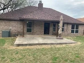 Single Family Residence For Rent in Erath County , 104 Spring Bouquet Street, Stephenville, Texas 76401, 3 Bedroom, 2 Bathroom, 2 Garage spaces, 1,590 Sqft, built in 2009, mls#21410959, Real Estate Agent in Stephenville, Homes For Rent in Erath county, Homes For Rent in Stephenville, Realtor in Stephenville Texas, Real Estate Brokerage Independent Realty Texas, Luminita Cordes Realtor