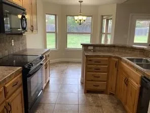Single Family Residence For Rent in Erath County , 104 Spring Bouquet Street, Stephenville, Texas 76401, 3 Bedroom, 2 Bathroom, 2 Garage spaces, 1,590 Sqft, built in 2009, mls#21410959, Real Estate Agent in Stephenville, Homes For Rent in Erath county, Homes For Rent in Stephenville, Realtor in Stephenville Texas, Real Estate Brokerage Independent Realty Texas, Luminita Cordes Realtor