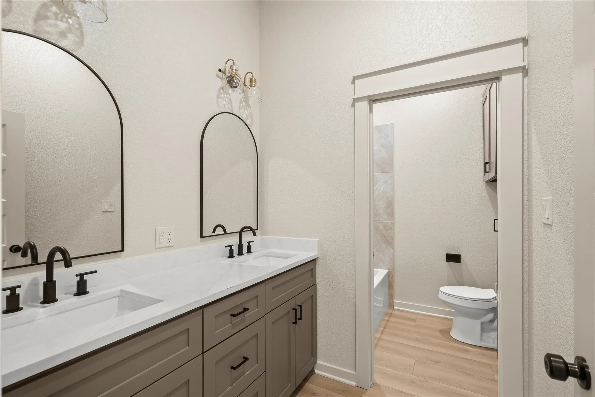 Single Family Residence For Sale in Smith County , 14606 FALLOW, Lindale, Texas 75771, 4 Bedroom, 3 Bathroom, 2 Garage spaces, 2,200 Sqft, built in 2025, mls#21410978, Real Estate Agent in Lindale, Homes For Sale in Smith county, Homes For Sale in Lindale, Realtor in Lindale Texas, Real Estate Brokerage Independent Realty Texas, Luminita Cordes Realtor