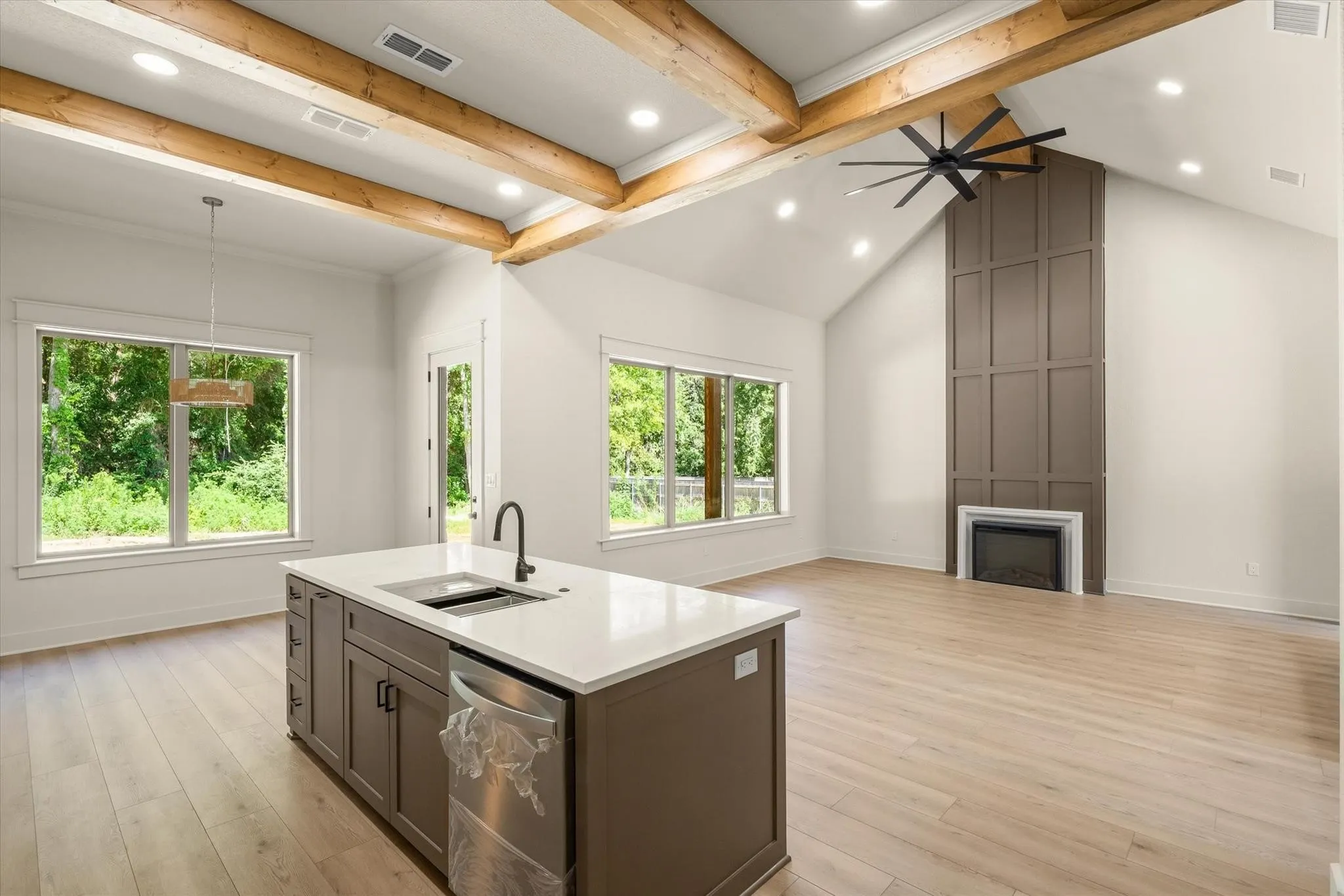 Single Family Residence For Sale in Smith County , 14606 FALLOW, Lindale, Texas 75771, 4 Bedroom, 3 Bathroom, 2 Garage spaces, 2,200 Sqft, built in 2025, mls#21410978, Real Estate Agent in Lindale, Homes For Sale in Smith county, Homes For Sale in Lindale, Realtor in Lindale Texas, Real Estate Brokerage Independent Realty Texas, Luminita Cordes Realtor