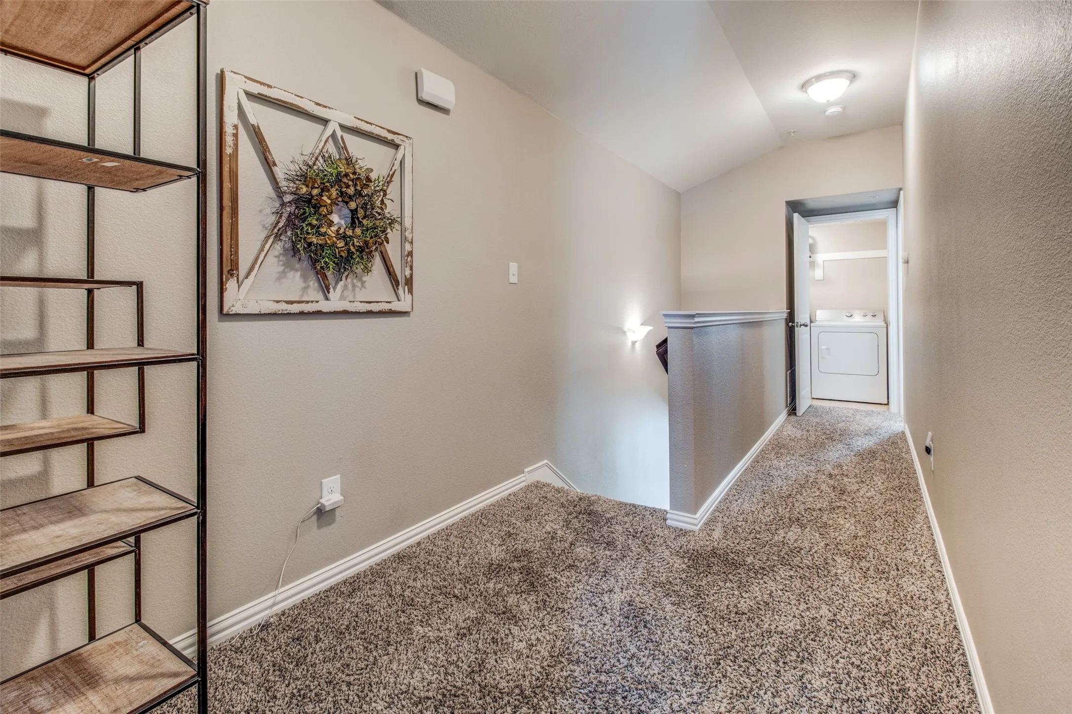 Condominium For Rent in Collin County , 310 N Chestnut Street 4, Mc Kinney, Texas 75069, 3 Bedroom, 3 Bathroom, 2 Garage spaces, 1,250 Sqft, built in 2015, mls#21410985, Real Estate Agent in Mc Kinney, Homes For Rent in Collin county, Homes For Rent in Mc Kinney, Realtor in Mc Kinney Texas, Real Estate Brokerage Independent Realty Texas, Luminita Cordes Realtor