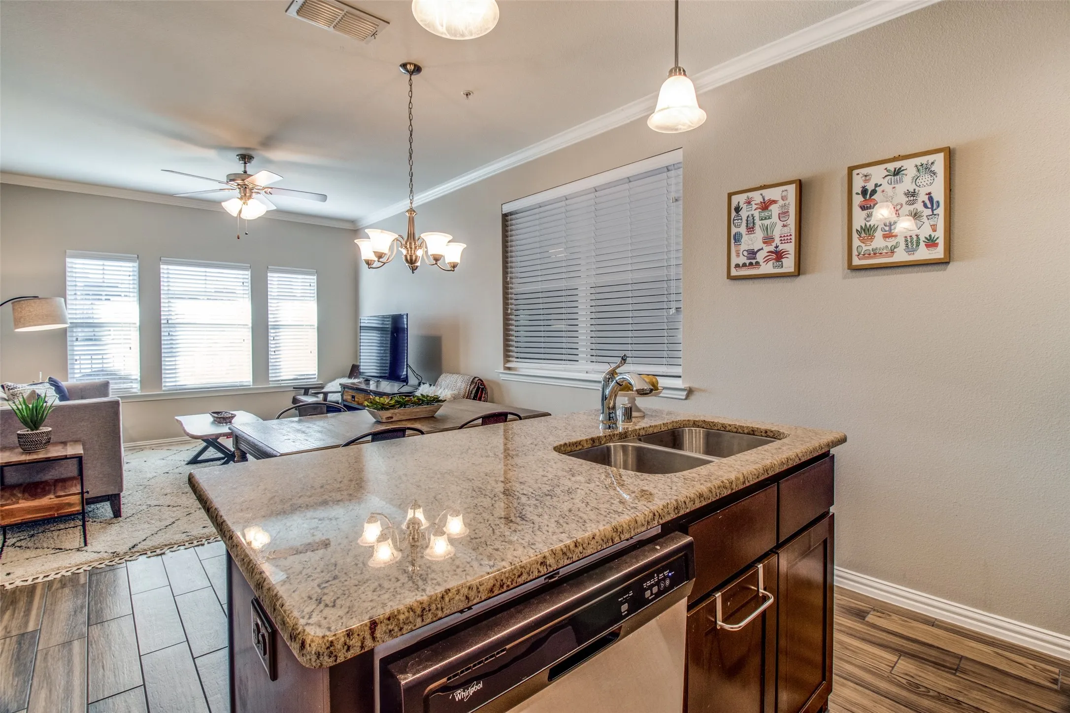 Condominium For Rent in Collin County , 310 N Chestnut Street 4, Mc Kinney, Texas 75069, 3 Bedroom, 3 Bathroom, 2 Garage spaces, 1,250 Sqft, built in 2015, mls#21410985, Real Estate Agent in Mc Kinney, Homes For Rent in Collin county, Homes For Rent in Mc Kinney, Realtor in Mc Kinney Texas, Real Estate Brokerage Independent Realty Texas, Luminita Cordes Realtor