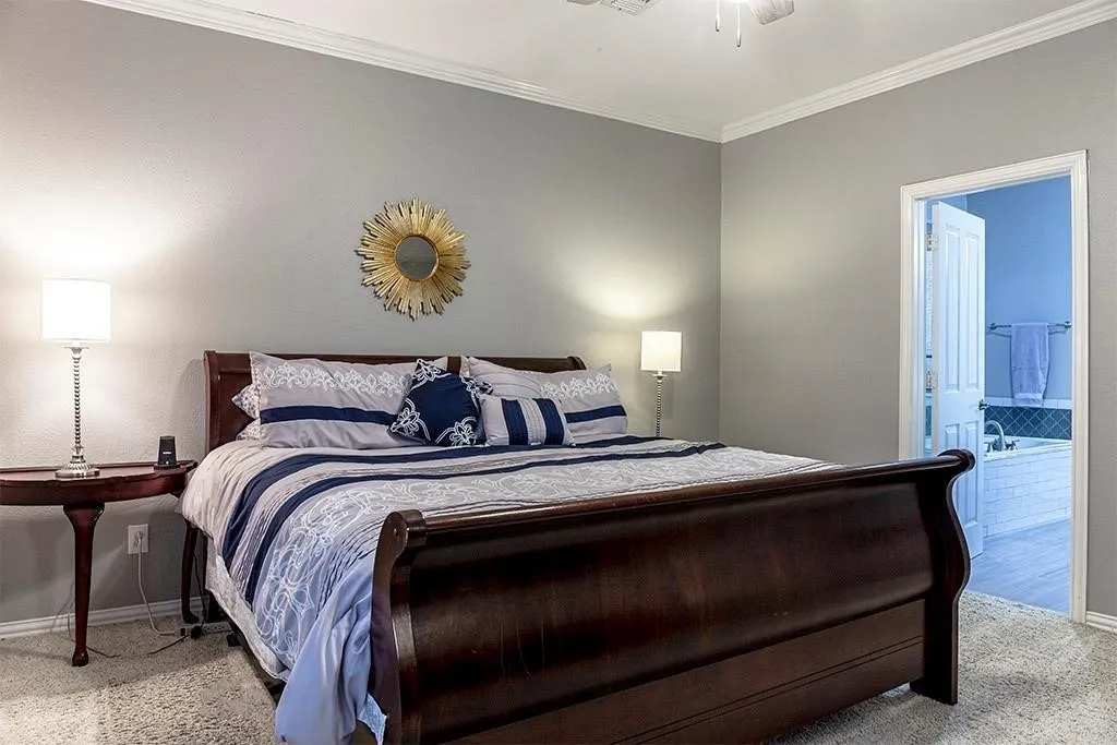 Single Family Residence For Sale in Tarrant County , 802 Moose Hollow Lane, Euless, Texas 76039, 3 Bedroom, 3 Bathroom, 2 Garage spaces, 2,375 Sqft, built in 2002, mls#21410838, Real Estate Agent in Euless, Homes For Sale in Tarrant county, Homes For Sale in Euless, Realtor in Euless Texas, Real Estate Brokerage Independent Realty Texas, Luminita Cordes Realtor